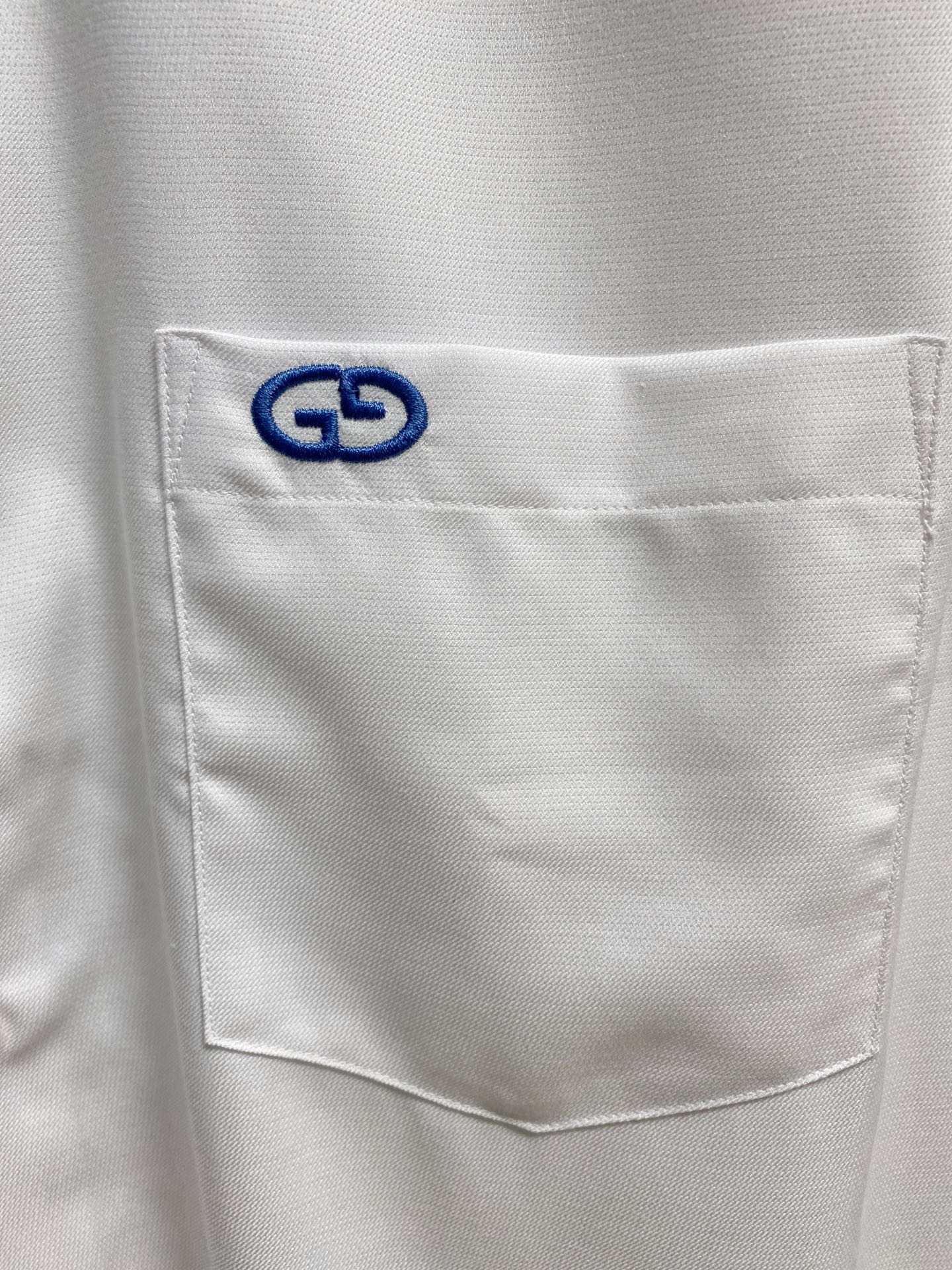 强势上新，新款不断！！！新款衬衫，高级面料高级做工，顶级品质！！！S一XXLS穿125左右m穿140左右