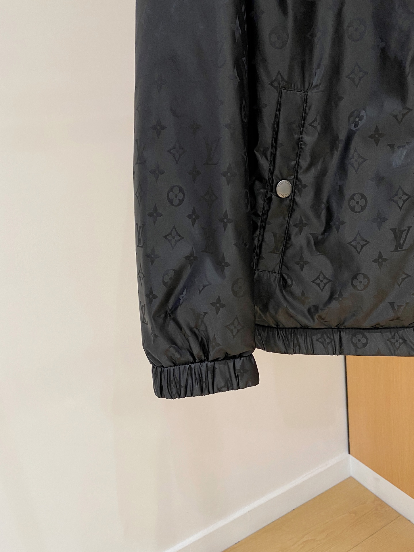 2025ss秋冬新款系列🆕驴家双面穿休闲连帽夹克外套🧥专柜同步发售 超高工艺的风衣外套 休闲时尚 精选进