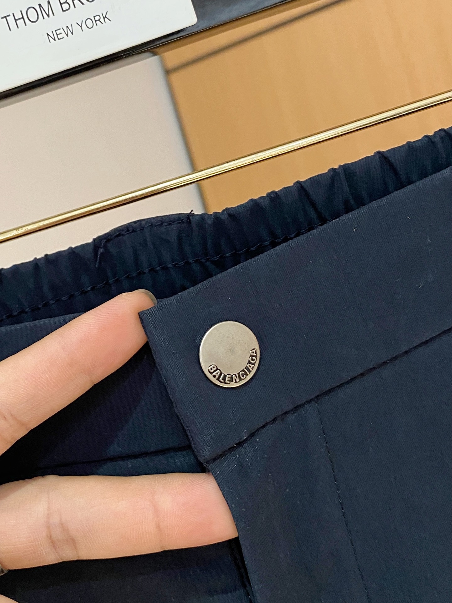 一套（不拆）巴黎世家精品套装 2025秋冬新款套装 走秀款 定制原版牛仔面料 搭配夹克版型设计 非常洋气