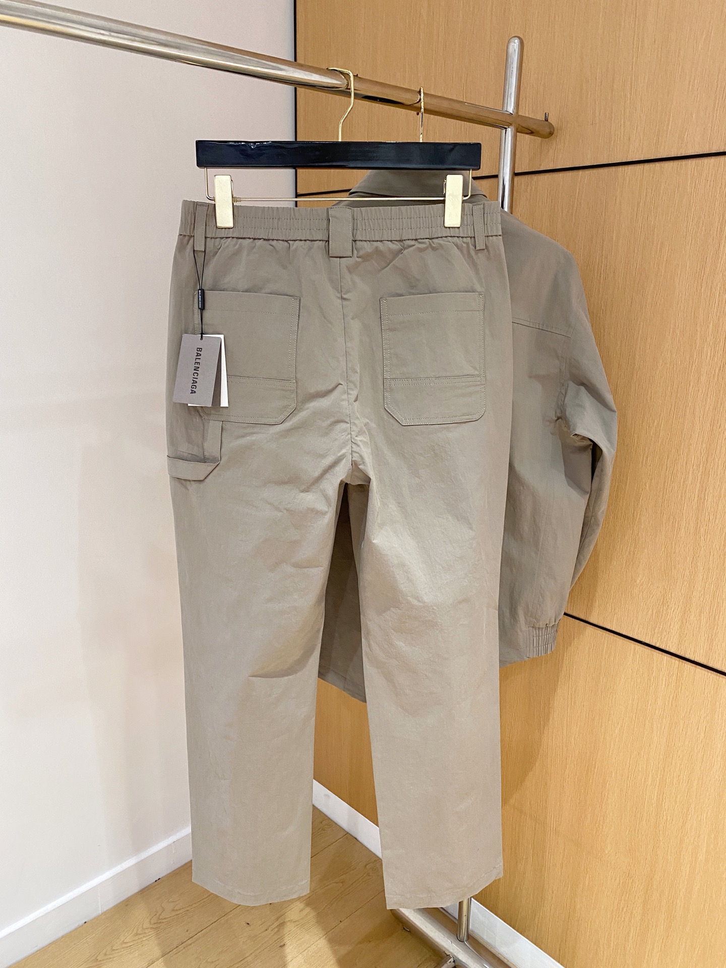 一套（不拆）巴黎世家精品套装 2025秋冬新款套装 走秀款 定制原版牛仔面料 搭配夹克版型设计 非常洋气