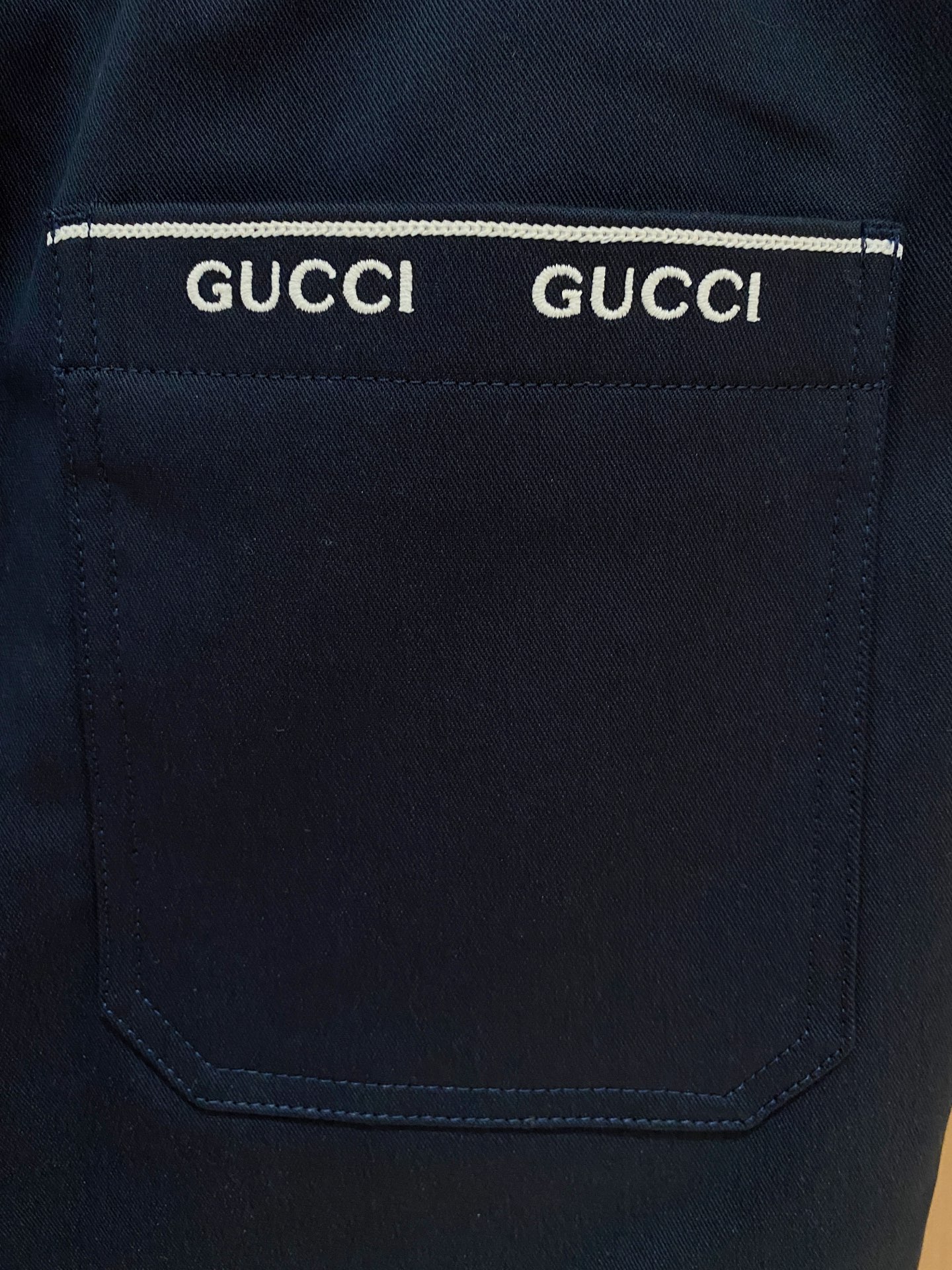 一套（不拆）古驰精品套装 2025秋冬新款套装 走秀款 定制原版牛仔面料 搭配夹克版型设计 非常洋气 版