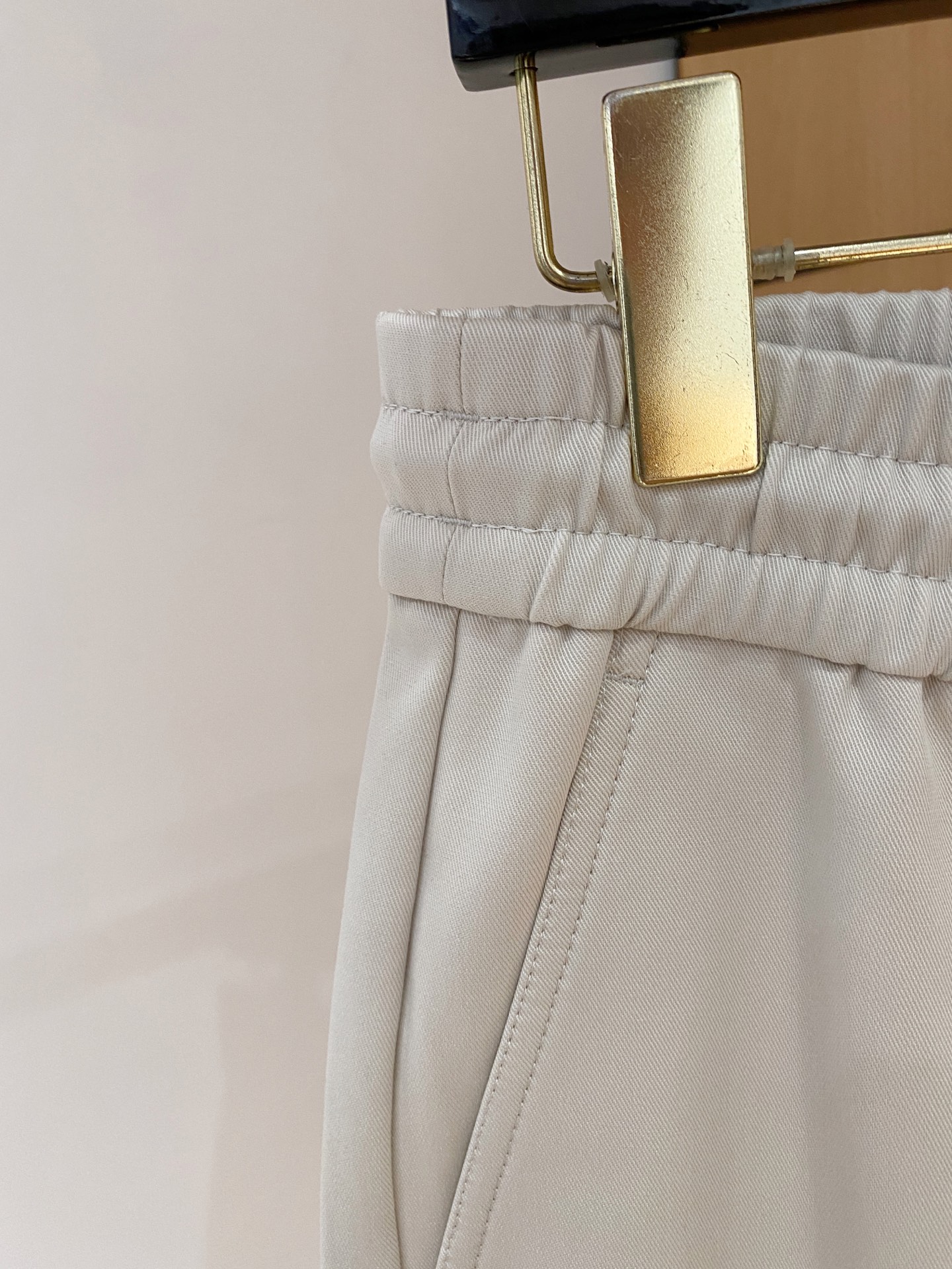 一套（不拆）古驰精品套装 2025秋冬新款套装 走秀款 定制原版牛仔面料 搭配夹克版型设计 非常洋气 版