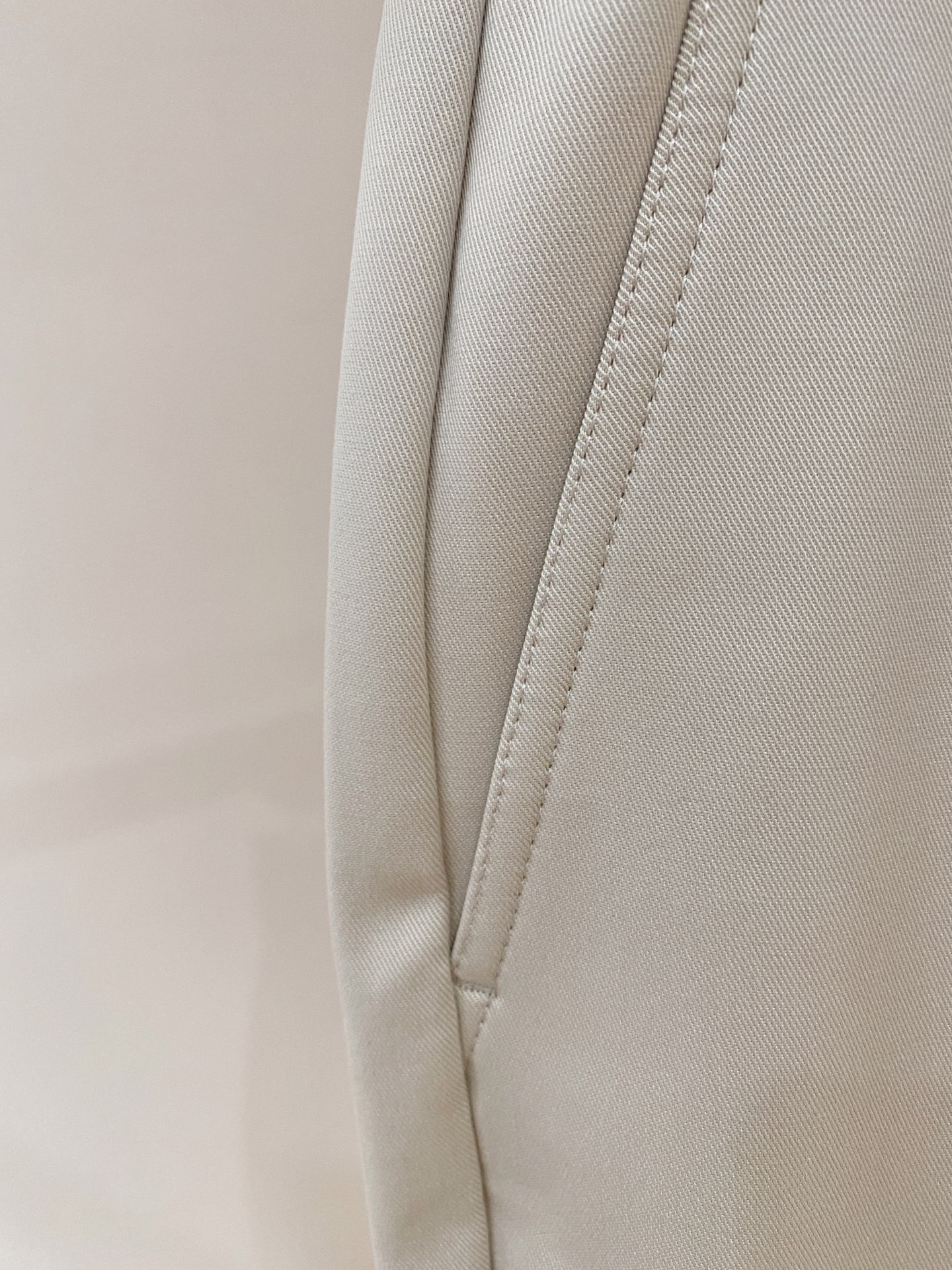 一套（不拆）古驰精品套装 2025秋冬新款套装 走秀款 定制原版牛仔面料 搭配夹克版型设计 非常洋气 版