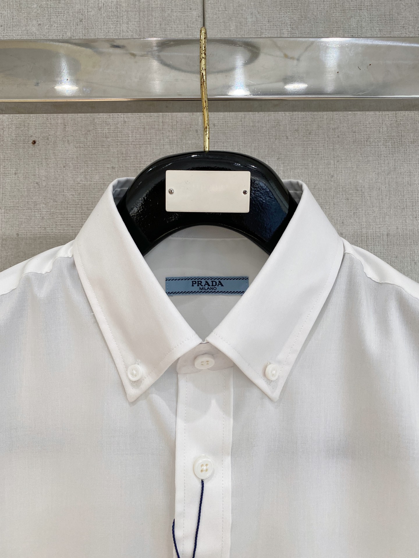 🌾退换🔥 强势上新，新款不断！！！新款衬衫，高级面料高级做工，顶级品质！！！S一XXLS穿125左右m穿