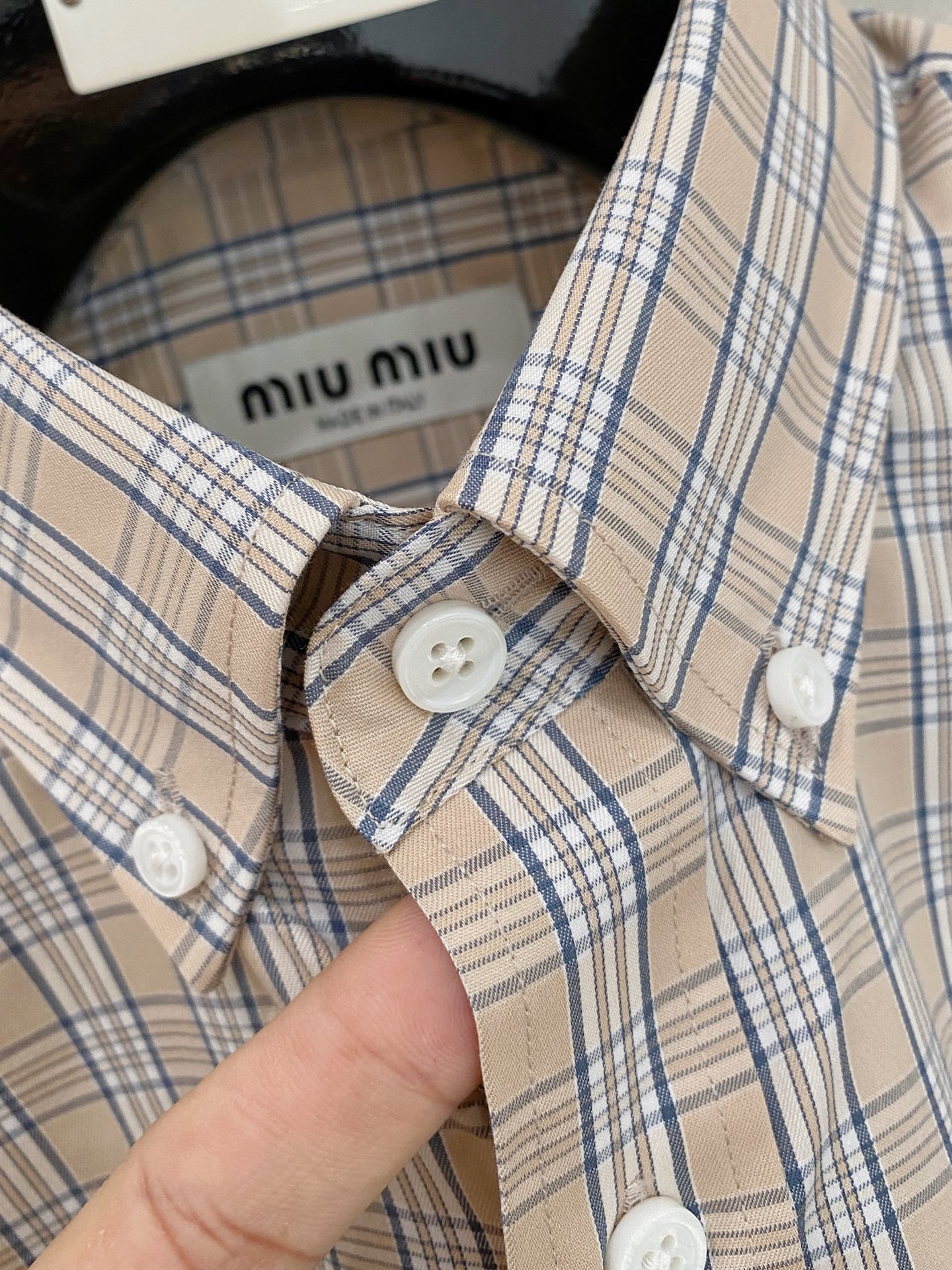 🌾退换🔥 强势上新，新款不断！！！新款衬衫，高级面料高级做工，顶级品质！！！S一XXLS穿125左右m穿