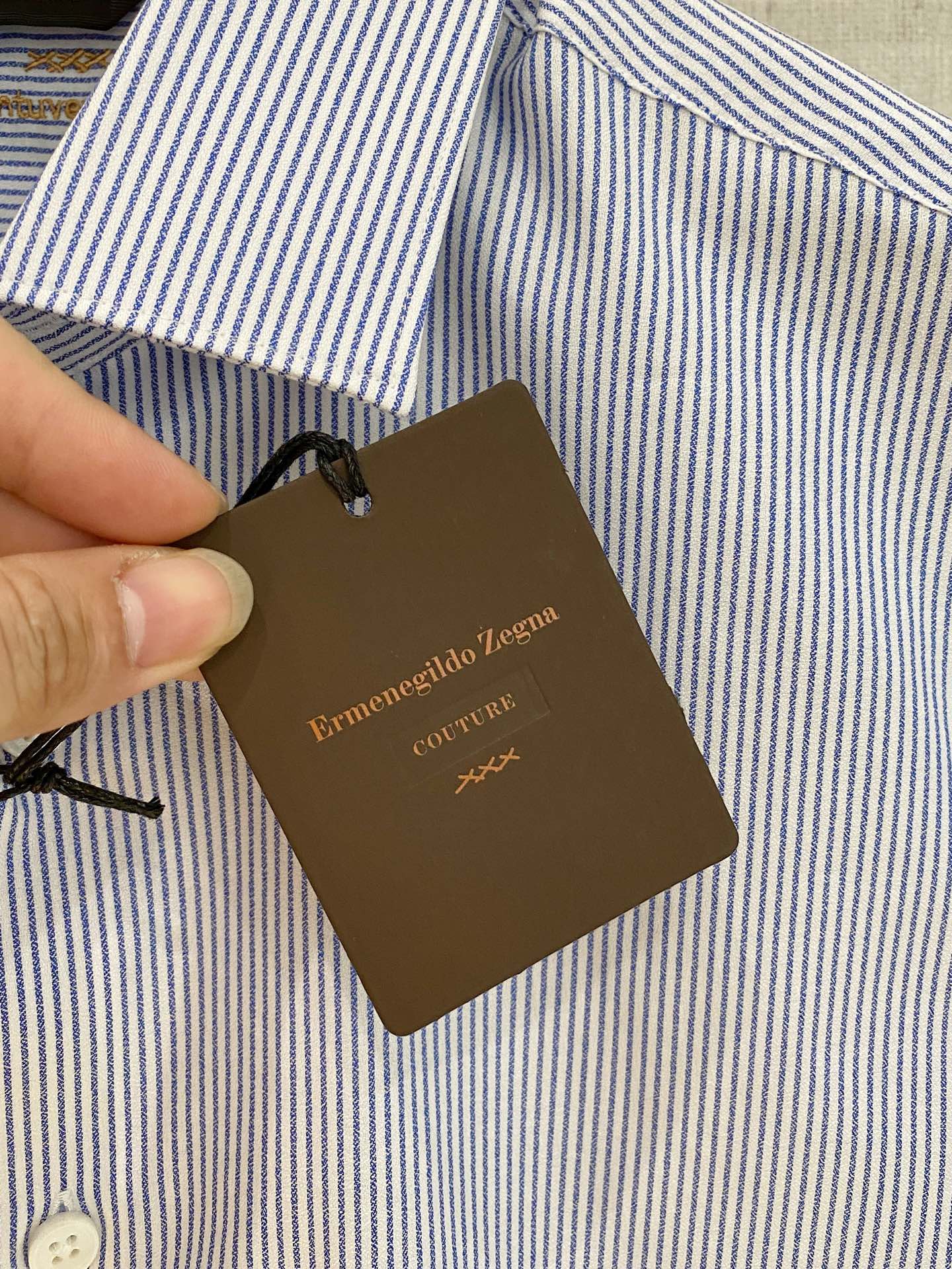 🌾退换🔥 强势上新，新款不断！！！新款衬衫，高级面料高级做工，顶级品质！！！S一XXLS穿125左右m穿