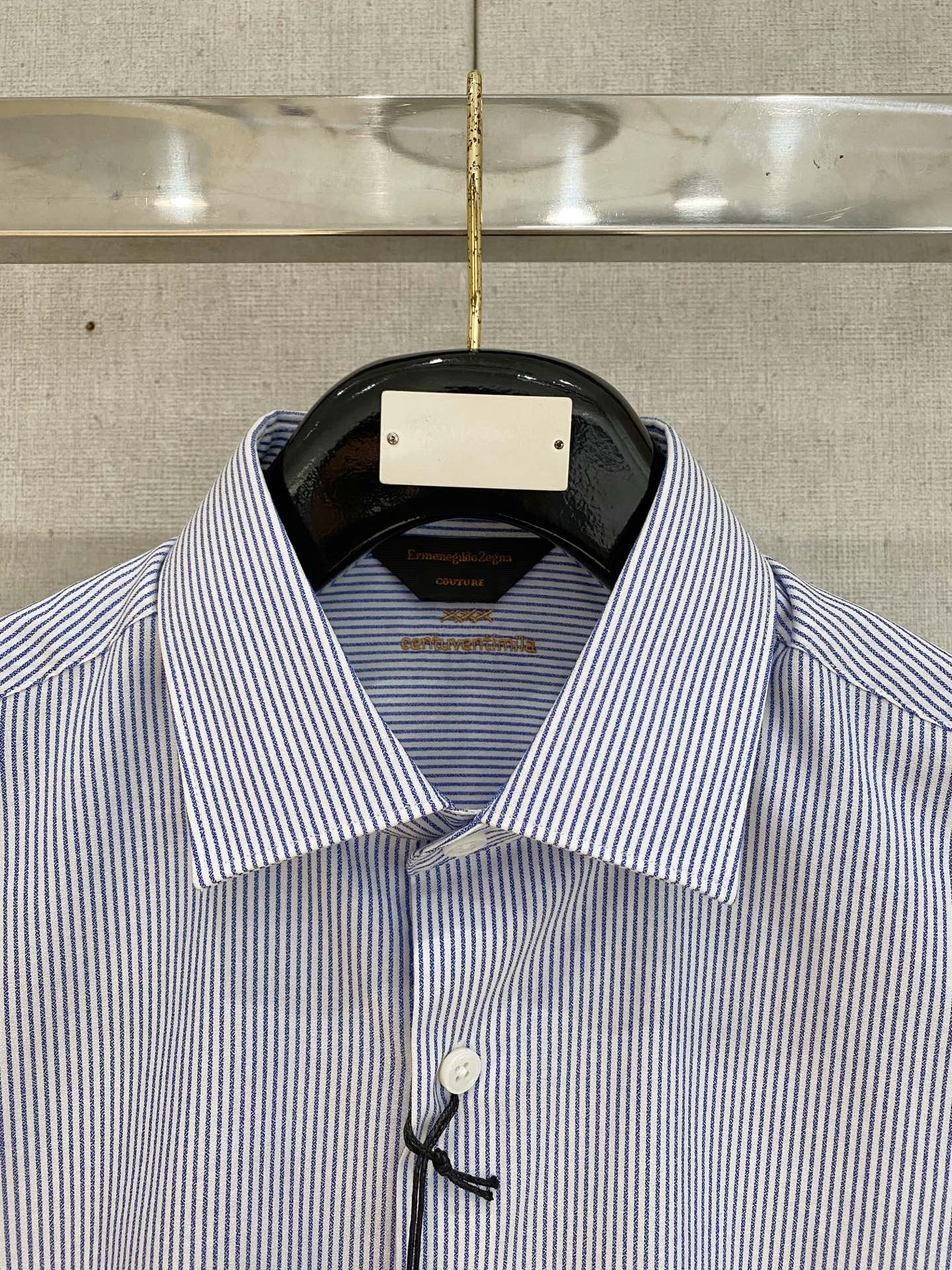 🌾退换🔥 强势上新，新款不断！！！新款衬衫，高级面料高级做工，顶级品质！！！S一XXLS穿125左右m穿