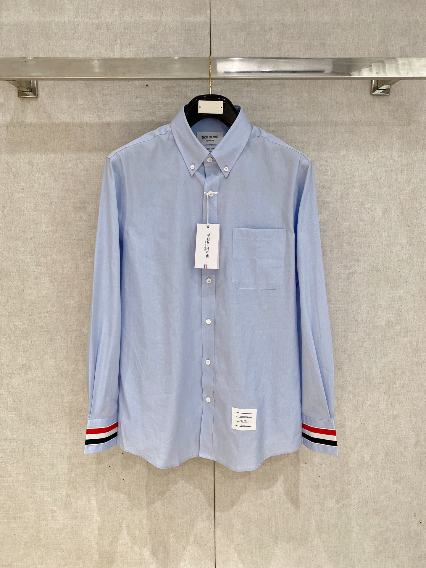 🌾退换🔥 强势上新，新款不断！！！新款衬衫，高级面料高级做工，顶级品质！！！S一XXLS穿125左右m穿