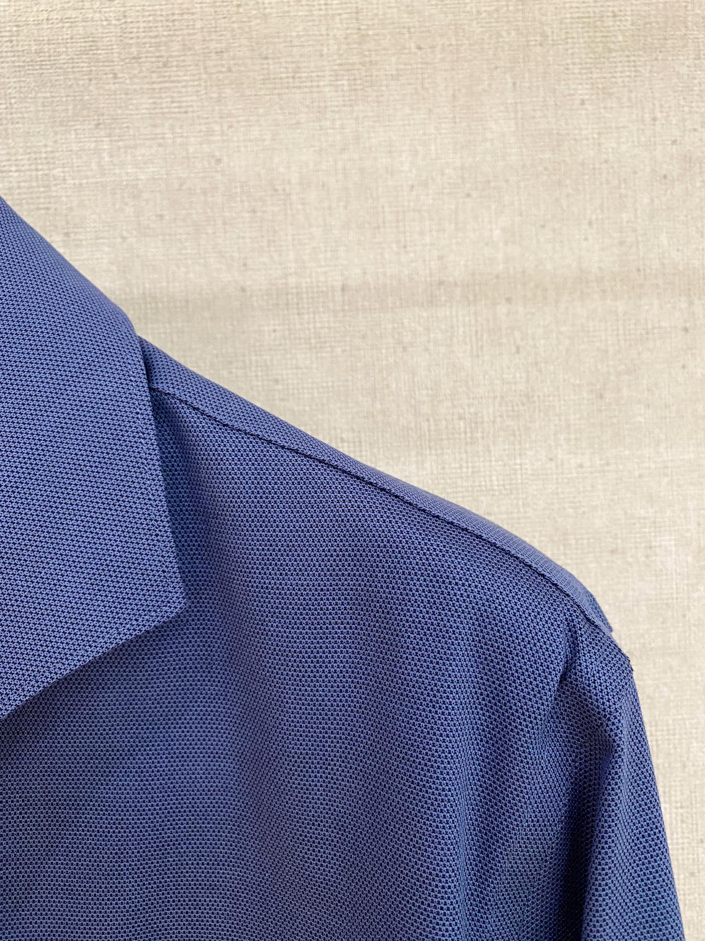 🌾退换🔥 强势上新，新款不断！！！新款衬衫，高级面料高级做工，顶级品质！！！S一XXLS穿125左右m穿