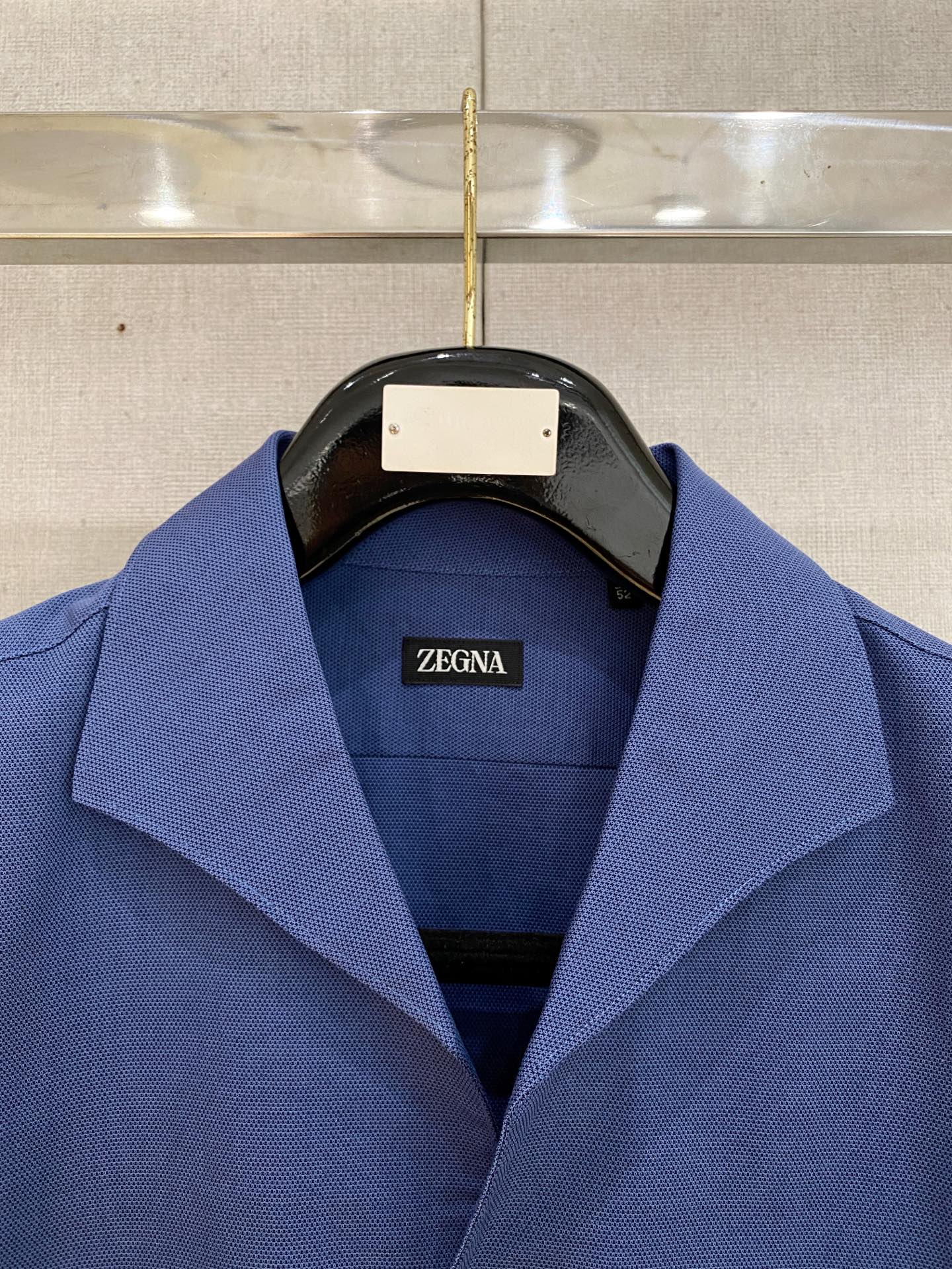 🌾退换🔥 强势上新，新款不断！！！新款衬衫，高级面料高级做工，顶级品质！！！S一XXLS穿125左右m穿