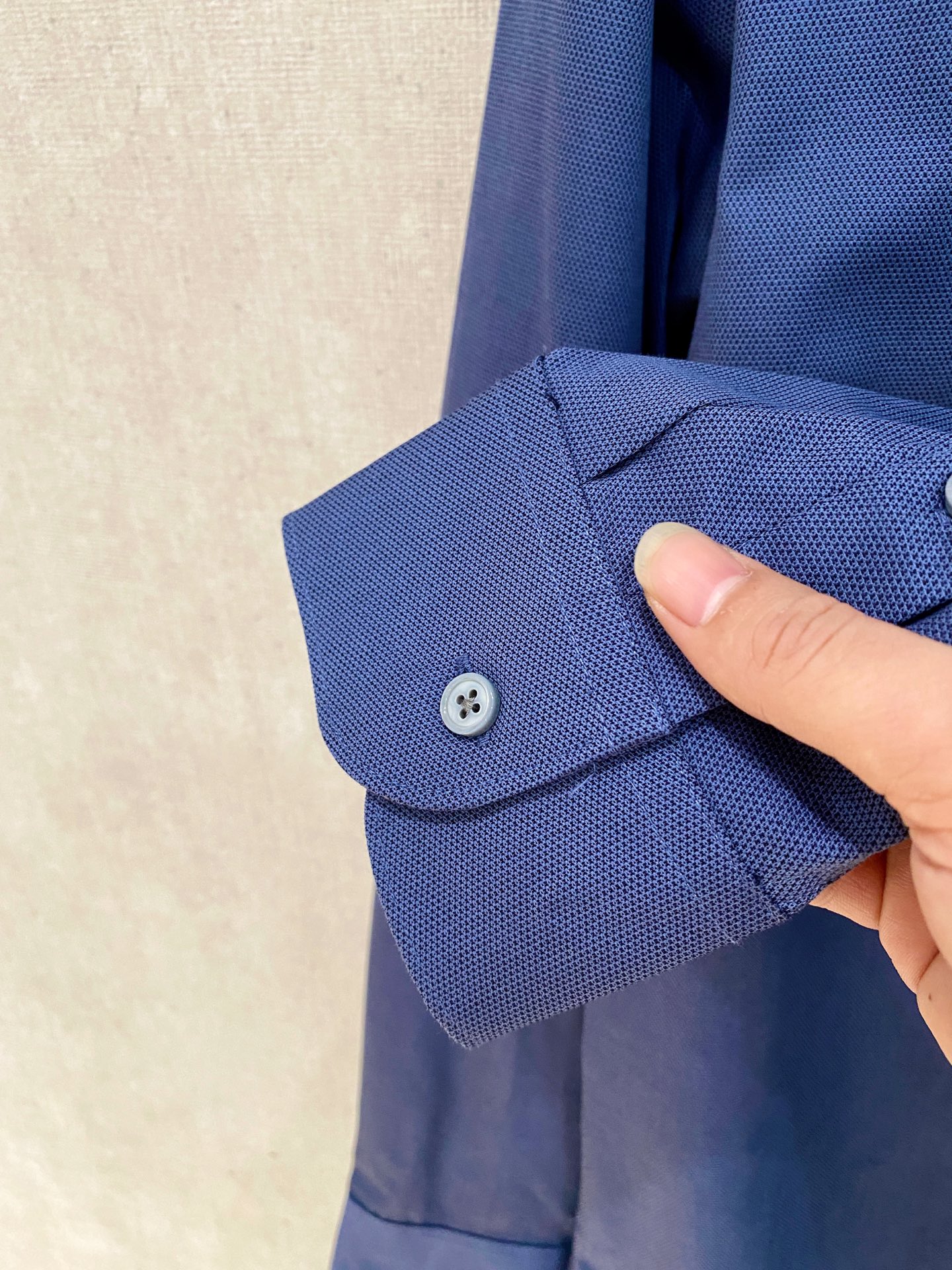 🌾退换🔥 强势上新，新款不断！！！新款衬衫，高级面料高级做工，顶级品质！！！S一XXLS穿125左右m穿