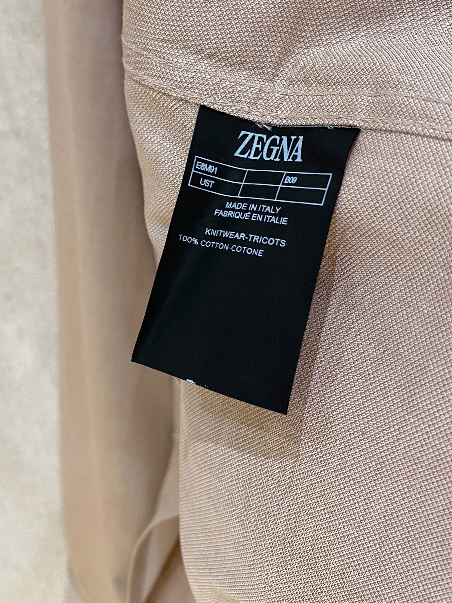 🌾退换🔥 强势上新，新款不断！！！新款衬衫，高级面料高级做工，顶级品质！！！S一XXLS穿125左右m穿