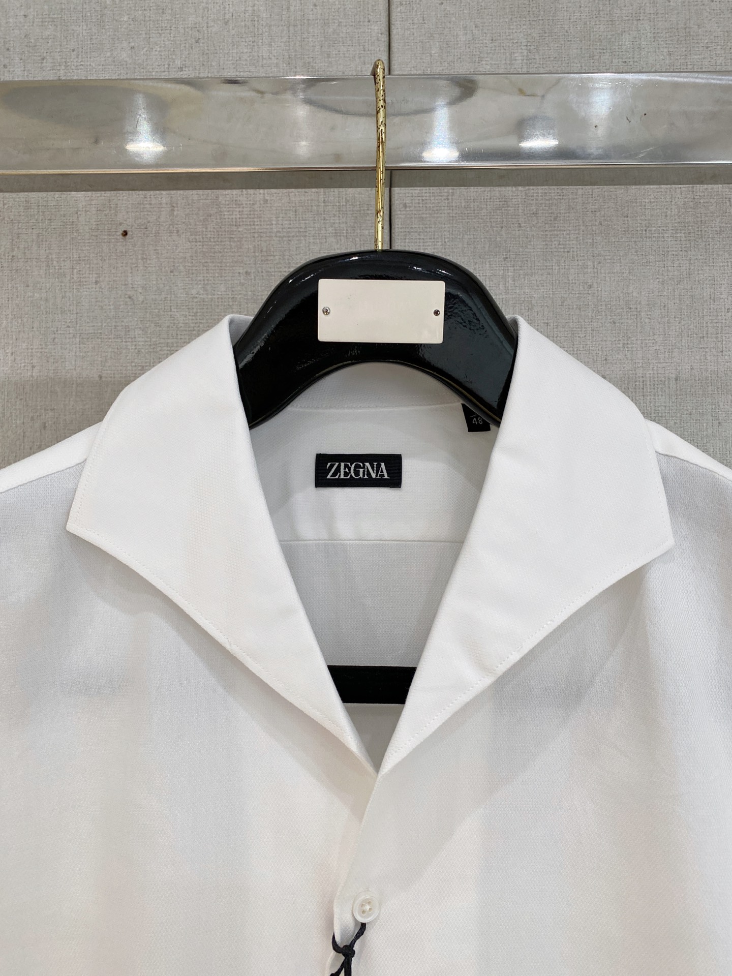 🌾退换🔥 强势上新，新款不断！！！新款衬衫，高级面料高级做工，顶级品质！！！S一XXLS穿125左右m穿