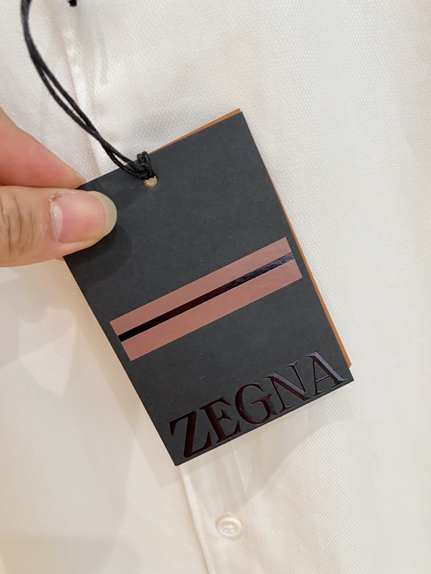 🌾退换🔥 强势上新，新款不断！！！新款衬衫，高级面料高级做工，顶级品质！！！S一XXLS穿125左右m穿