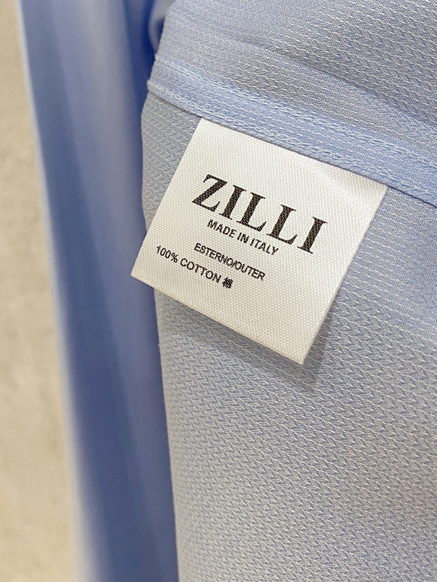 🌾退换🔥 强势上新，新款不断！！！新款衬衫，高级面料高级做工，顶级品质！！！S一XXLS穿125左右m穿