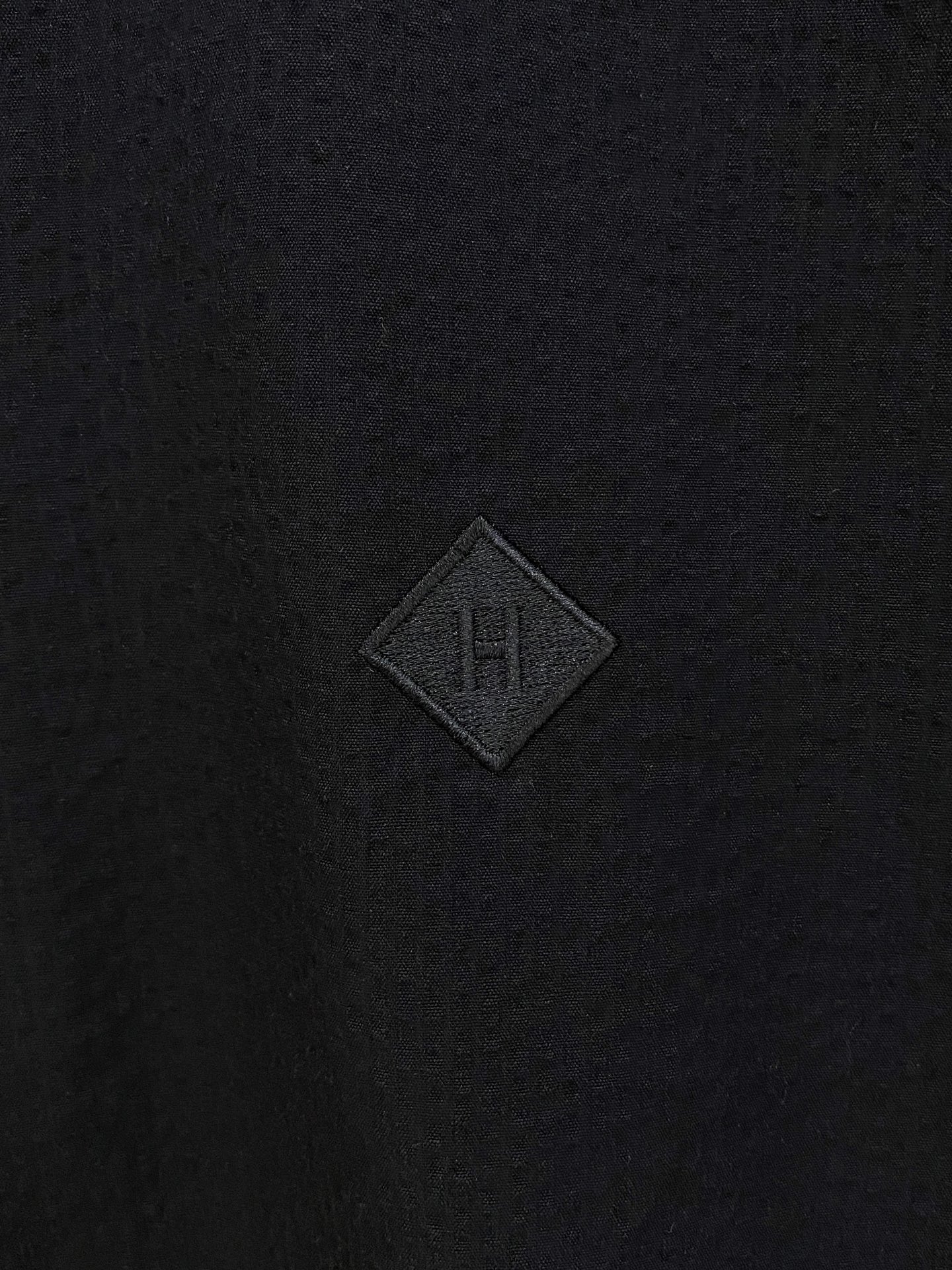 🌾退换🔥 强势上新，新款不断！！！新款衬衫，高级面料高级做工，顶级品质！！！S一XXLS穿125左右m穿