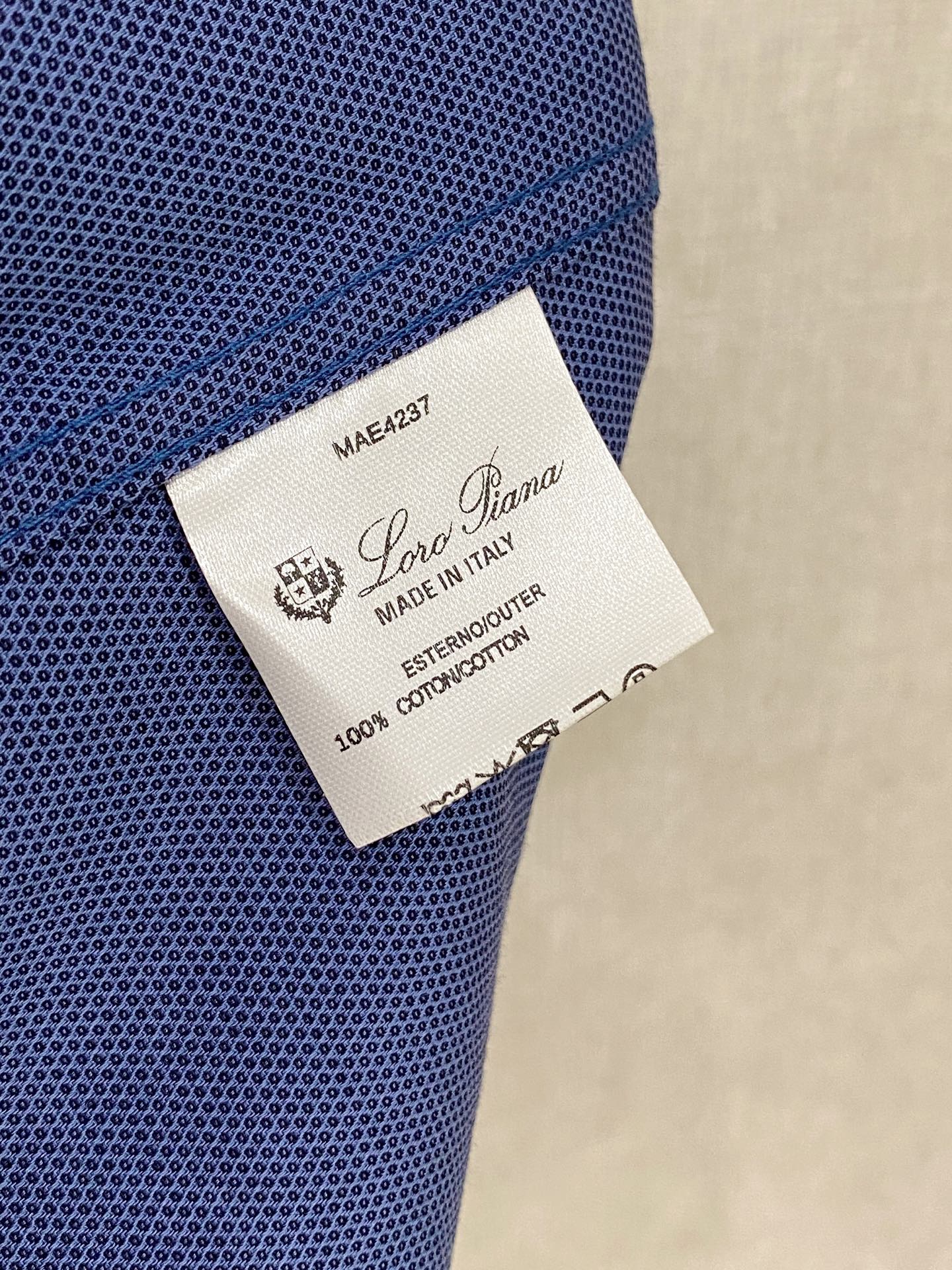 🌾退换🔥 强势上新，新款不断！！！新款衬衫，高级面料高级做工，顶级品质！！！S一XXLS穿125左右m穿