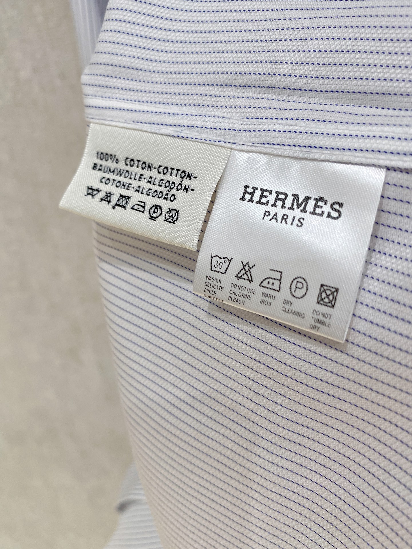 🌾退换🔥 强势上新，新款不断！！！新款衬衫，高级面料高级做工，顶级品质！！！S一XXLS穿125左右m穿