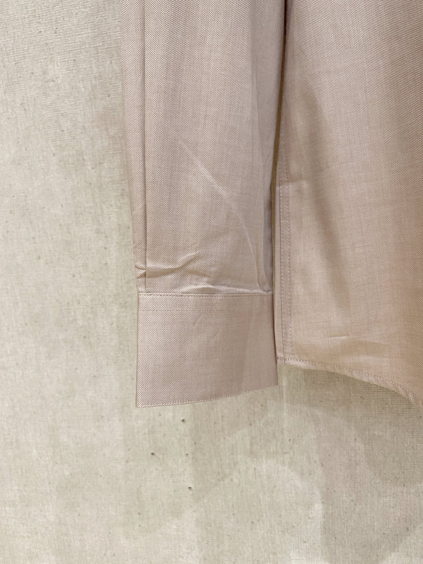 🌾退换🔥 强势上新，新款不断！！！新款衬衫，高级面料高级做工，顶级品质！！！S一XXLS穿125左右m穿