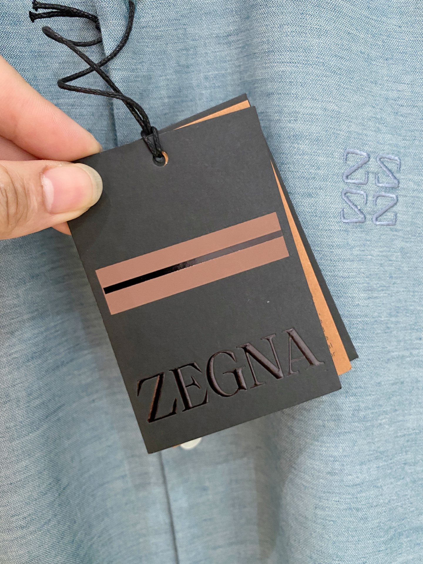 🌾退换🔥 强势上新，新款不断！！！新款衬衫，高级面料高级做工，顶级品质！！！S一XXLS穿125左右m穿