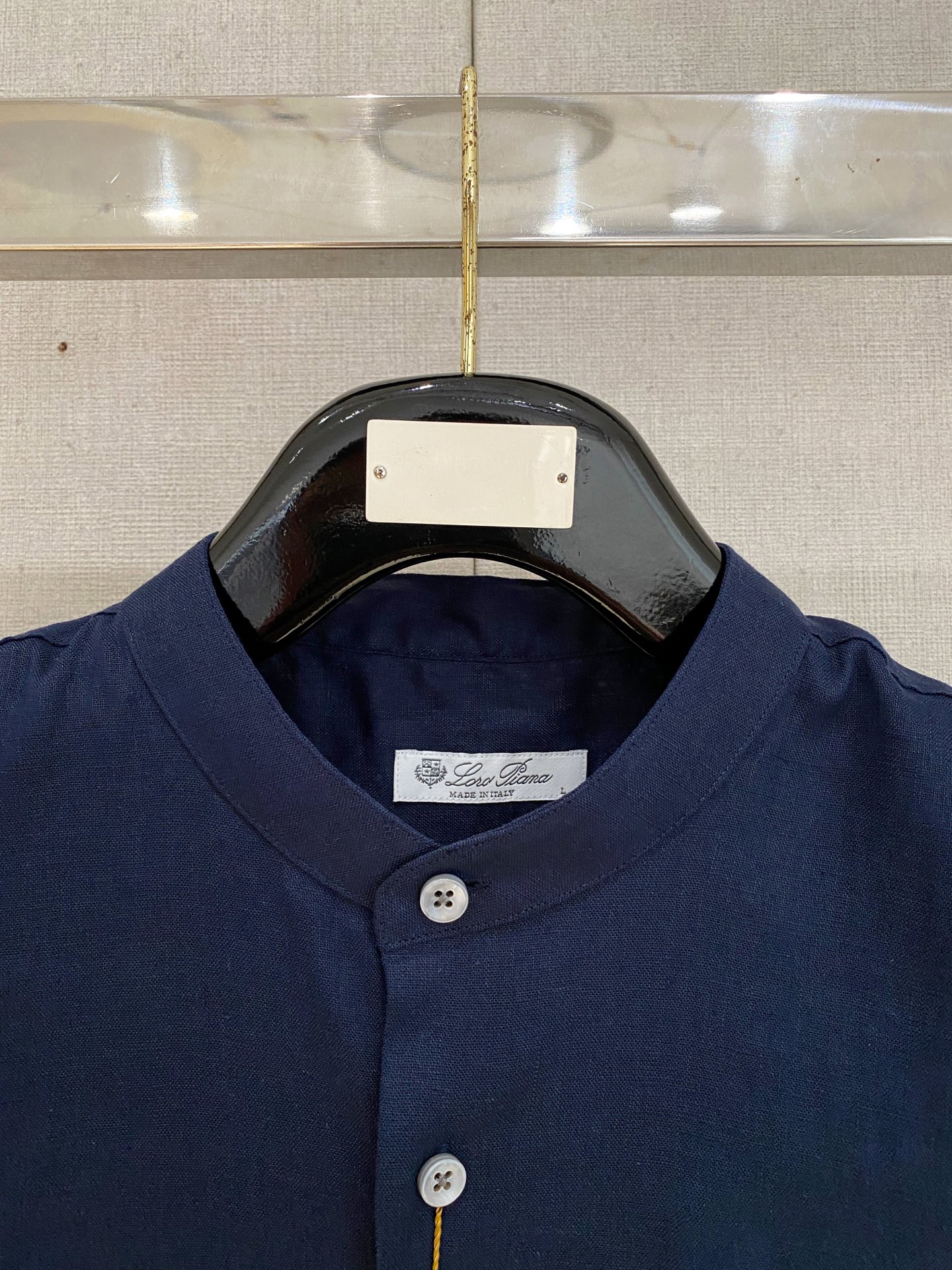 🌾退换🔥史诗级别的亚麻衬衫，独家巨献，胸前刺绣logo多色入荷。原汁原味100%亚麻面料衬衫，麻料以其独