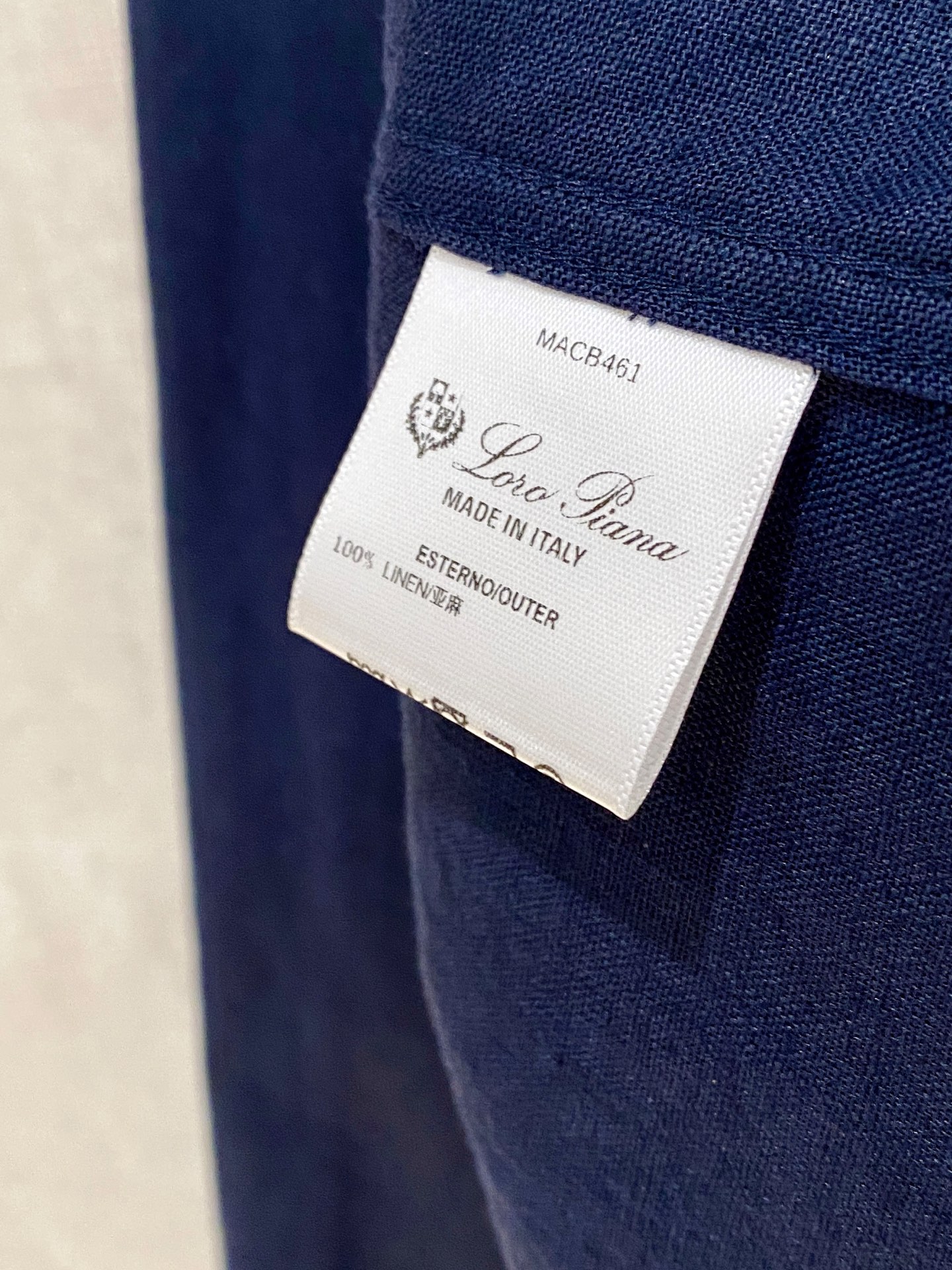 🌾退换🔥史诗级别的亚麻衬衫，独家巨献，胸前刺绣logo多色入荷。原汁原味100%亚麻面料衬衫，麻料以其独