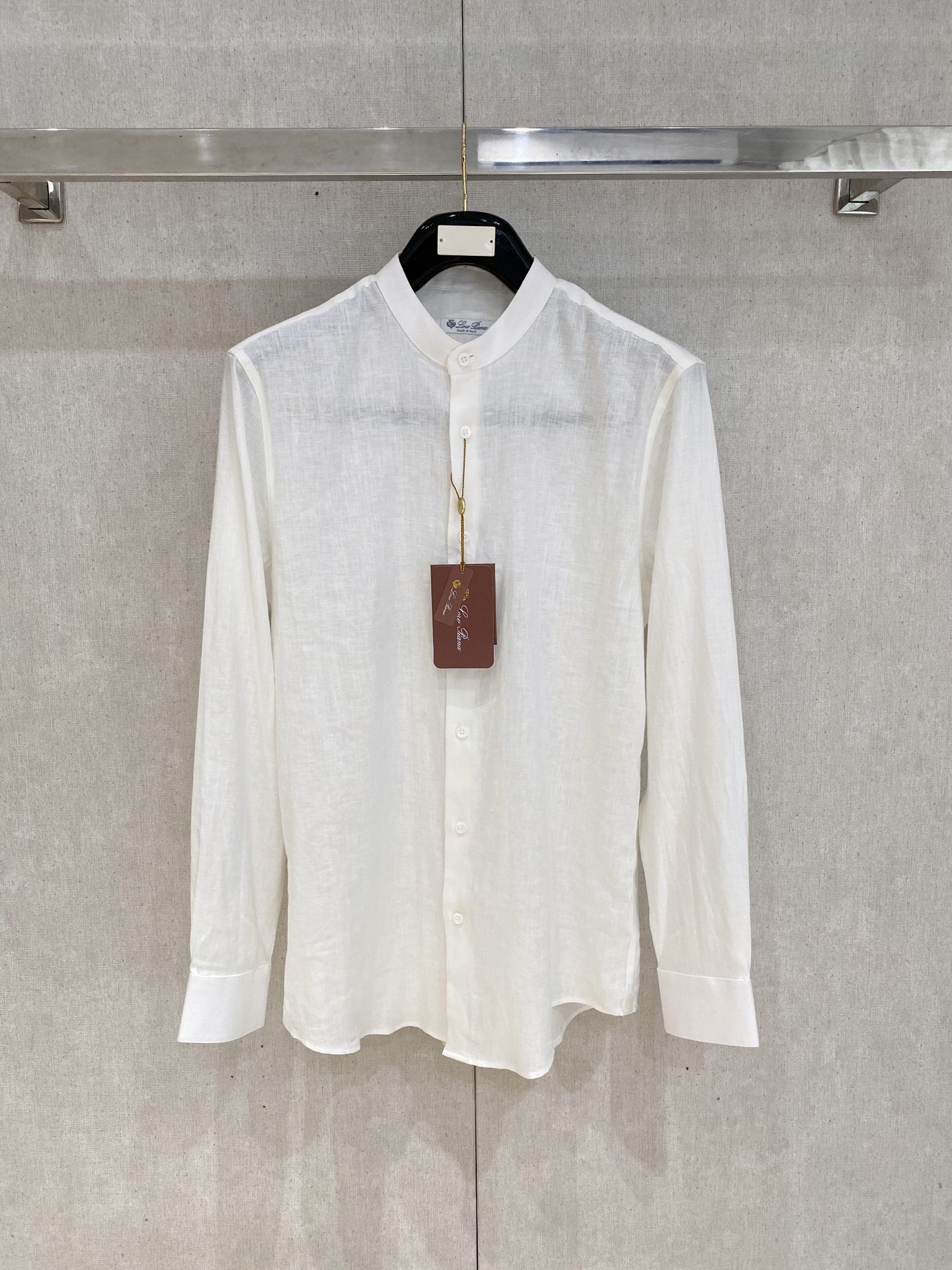 🌾退换🔥史诗级别的亚麻衬衫，独家巨献，胸前刺绣logo多色入荷。原汁原味100%亚麻面料衬衫，麻料以其独