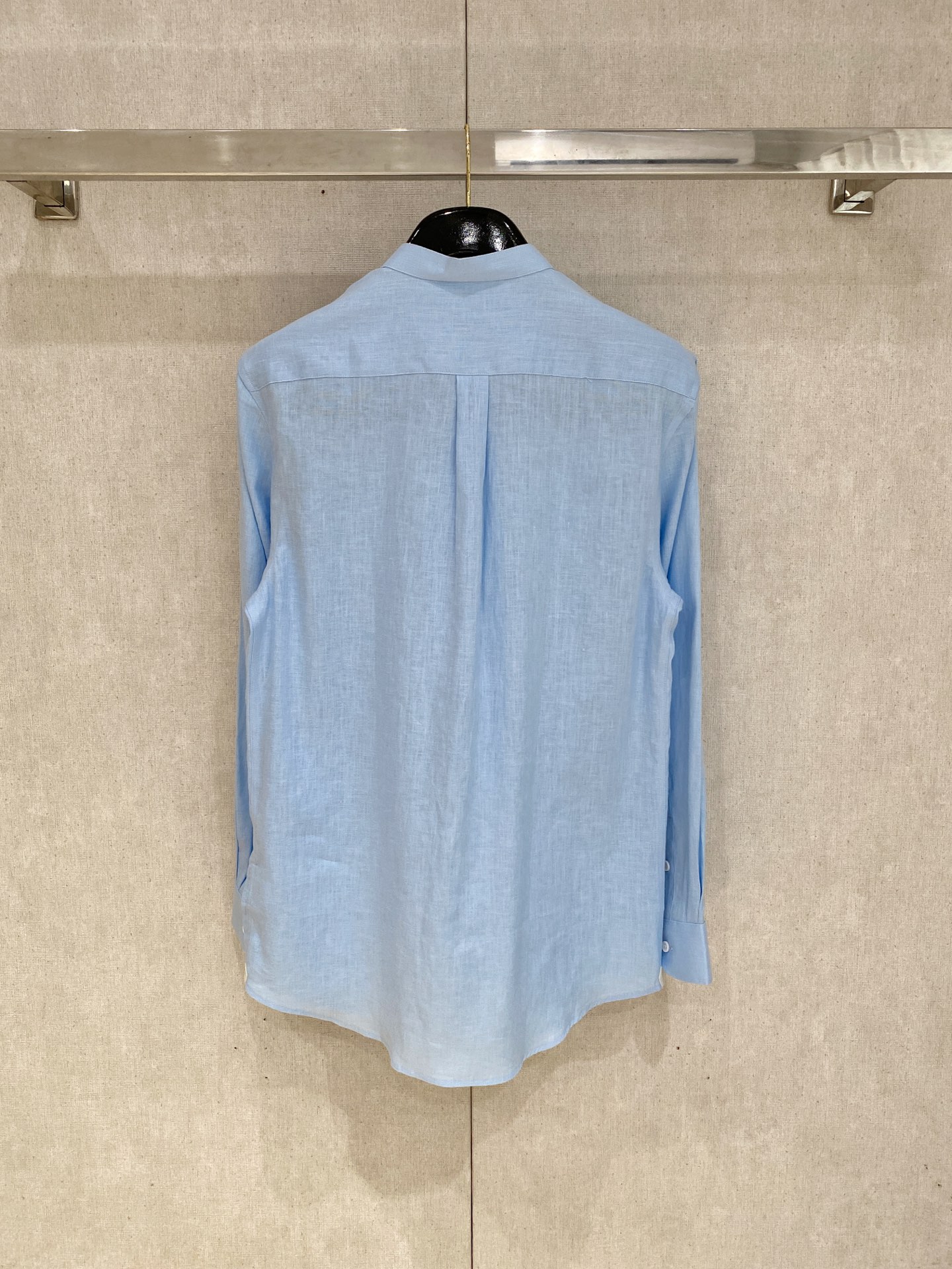 🌾退换🔥史诗级别的亚麻衬衫，独家巨献，胸前刺绣logo多色入荷。原汁原味100%亚麻面料衬衫，麻料以其独