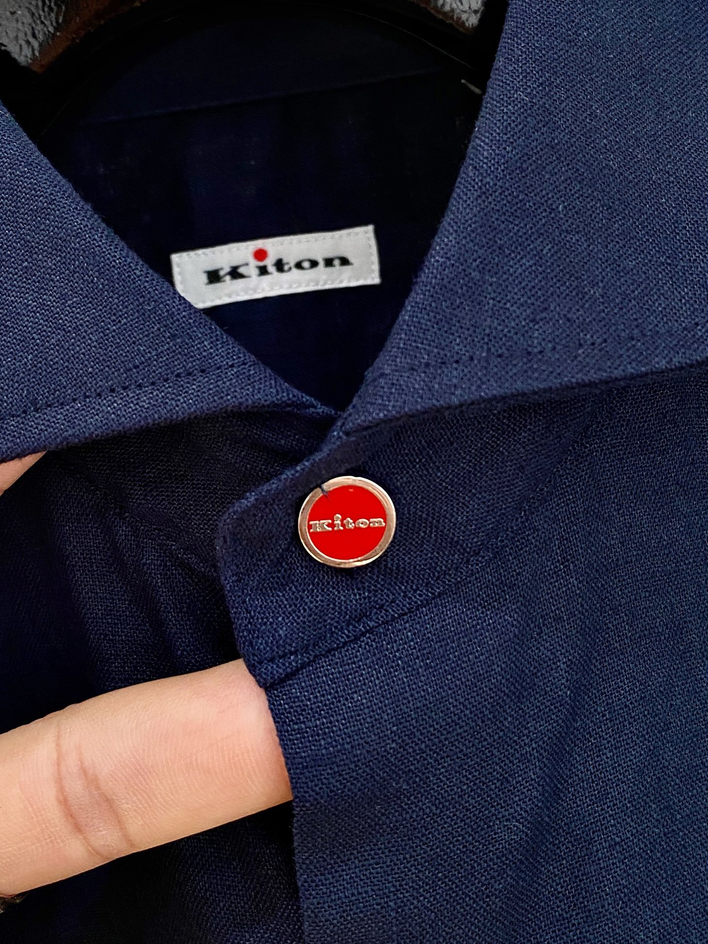 🌾退换🔥史诗级别的亚麻衬衫，独家巨献，胸前刺绣logo多色入荷。原汁原味100%亚麻面料衬衫，麻料以其独