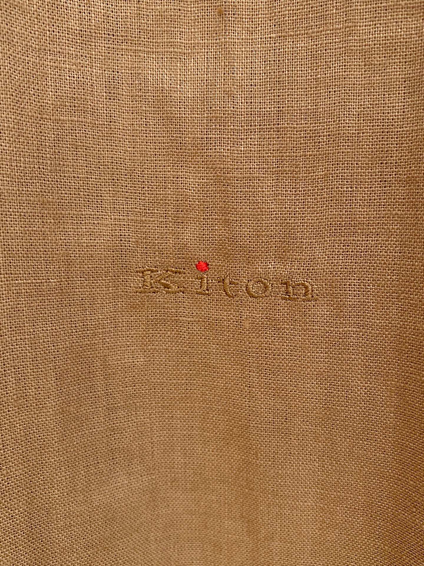 🌾退换🔥史诗级别的亚麻衬衫，独家巨献，胸前刺绣logo多色入荷。原汁原味100%亚麻面料衬衫，麻料以其独