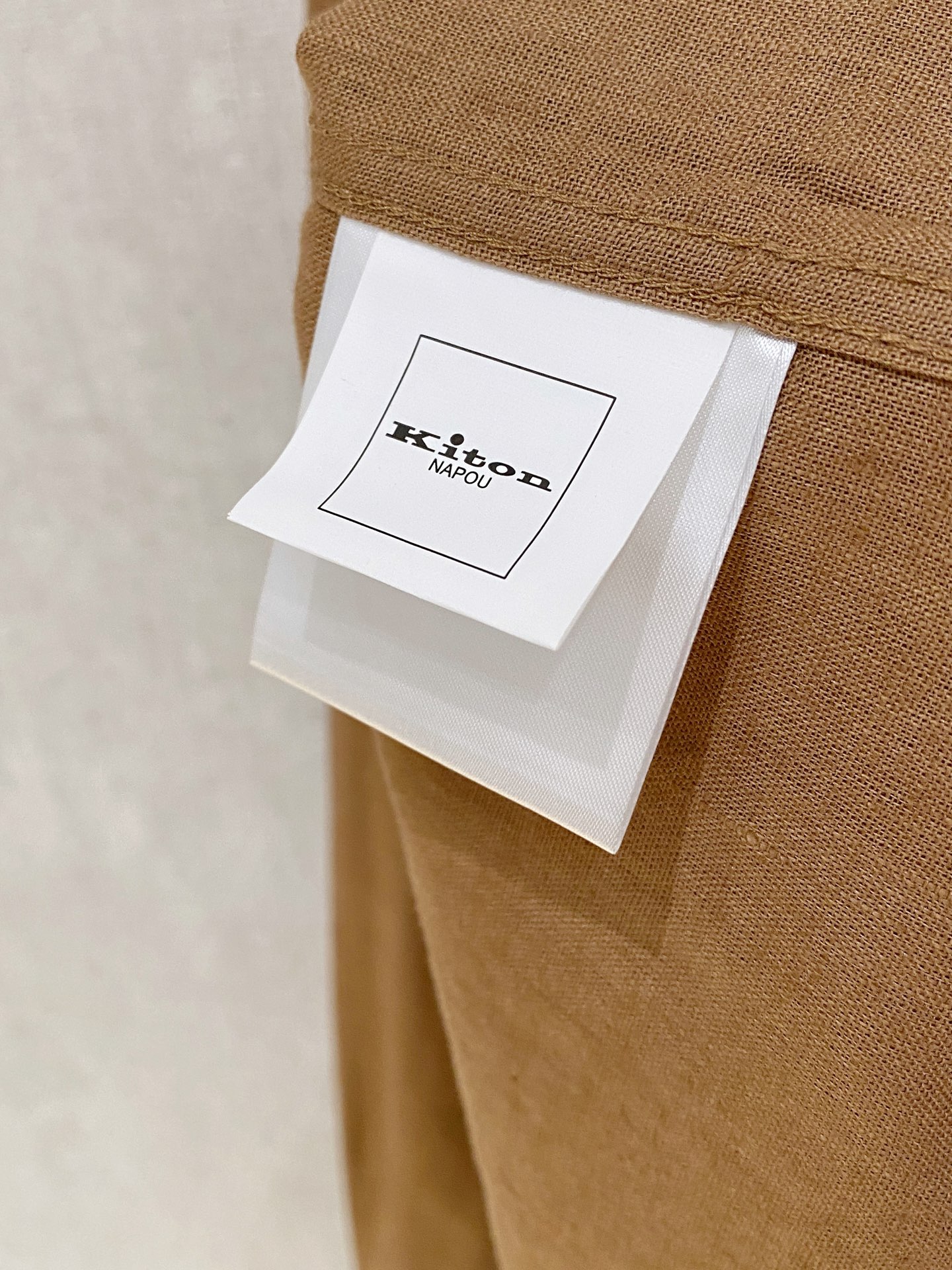 🌾退换🔥史诗级别的亚麻衬衫，独家巨献，胸前刺绣logo多色入荷。原汁原味100%亚麻面料衬衫，麻料以其独