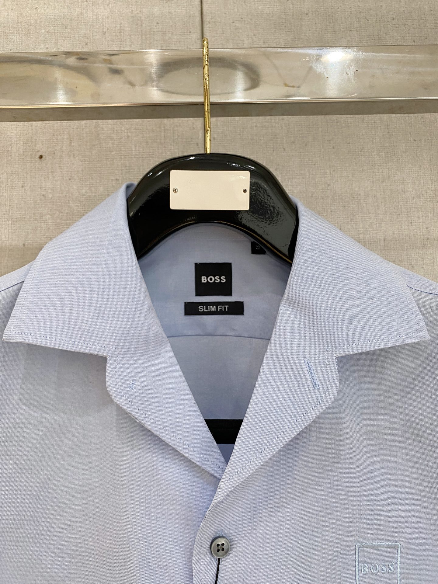 🌾退换🔥史诗级别的亚麻衬衫，独家巨献，胸前刺绣logo多色入荷。原汁原味100%亚麻面料衬衫，麻料以其独