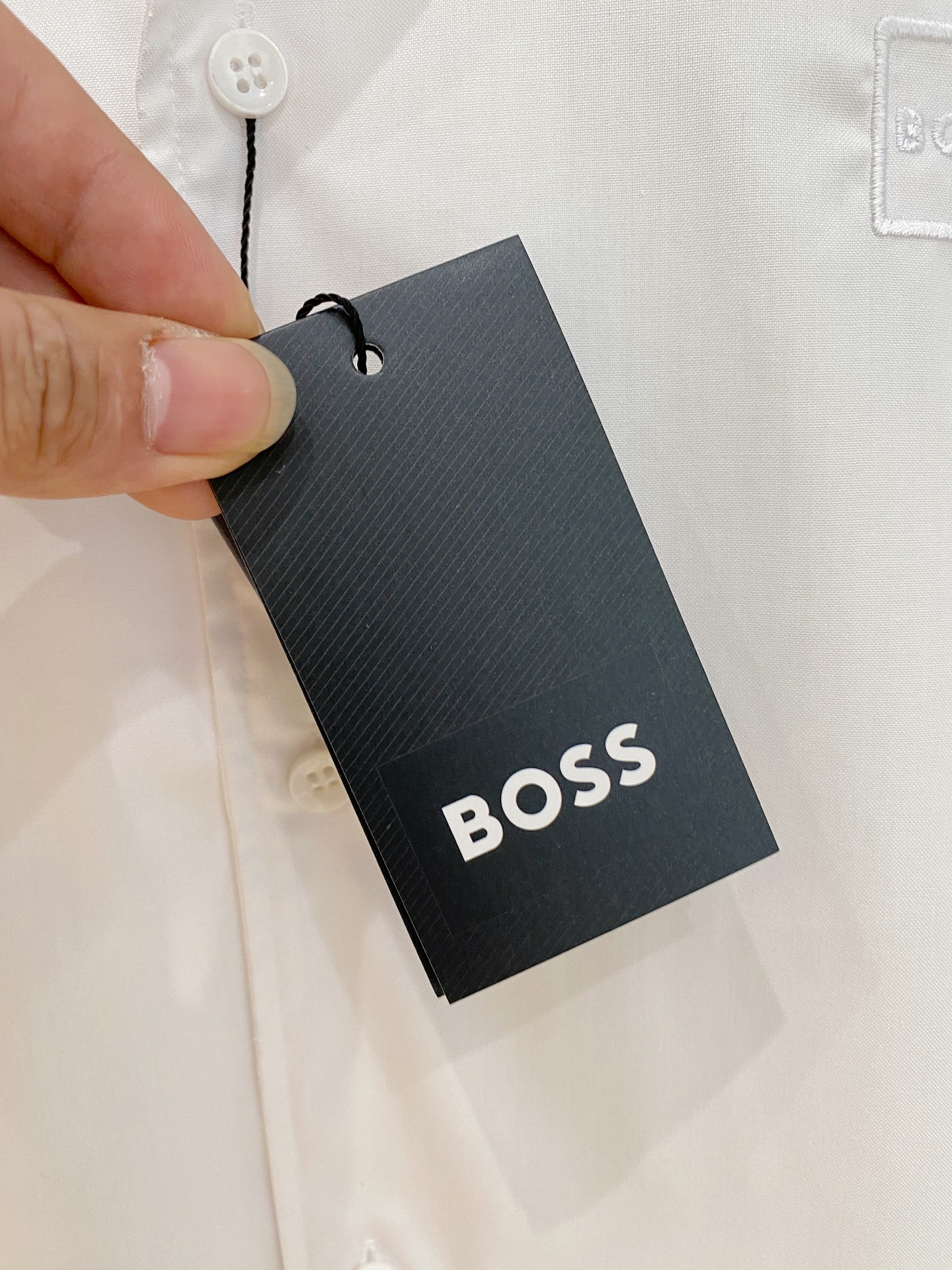 🌾退换🔥 强势上新，新款不断！！！新款衬衫，高级面料高级做工，顶级品质！！！S一XXLS穿125左右m穿