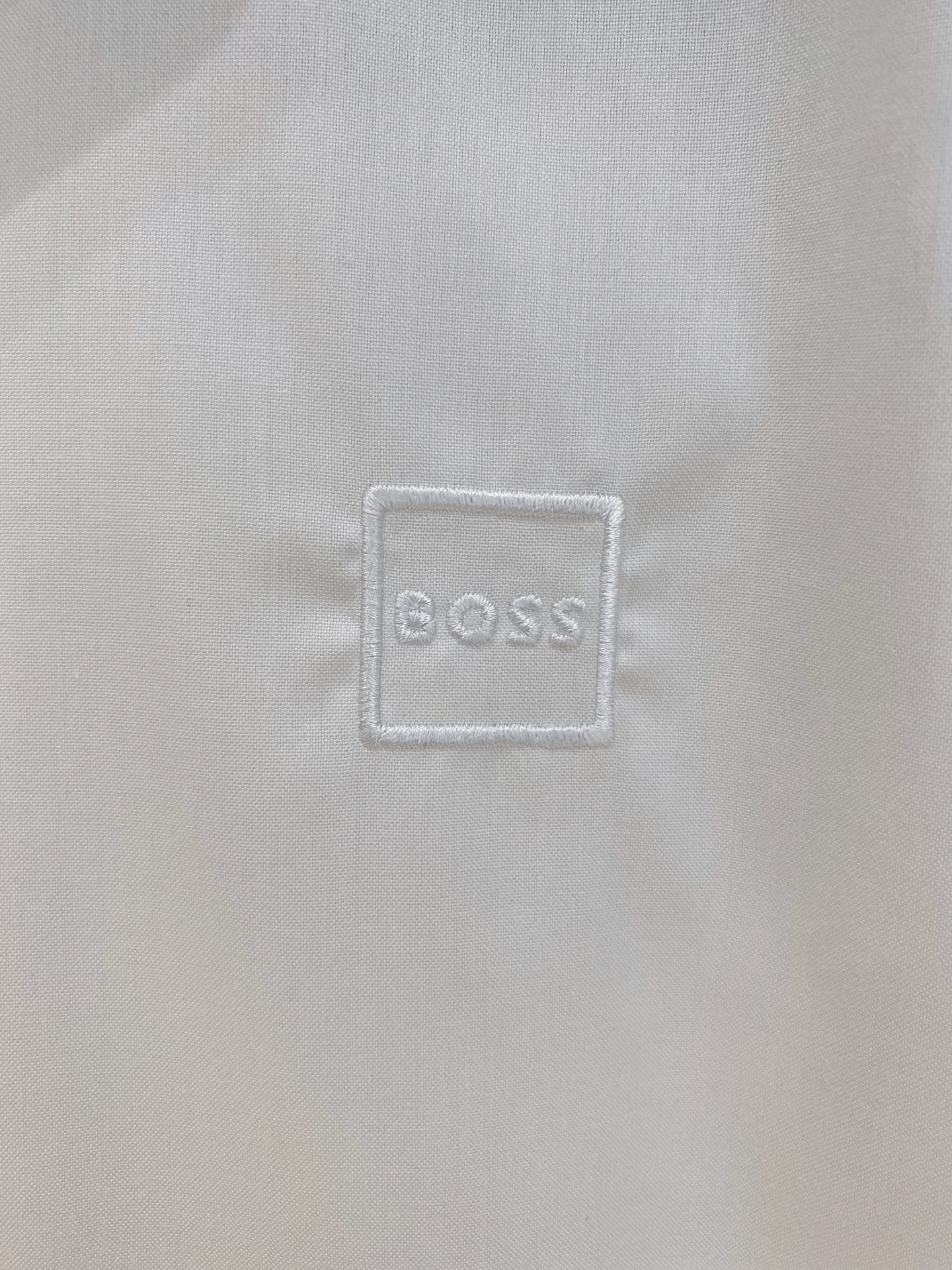 🌾退换🔥 强势上新，新款不断！！！新款衬衫，高级面料高级做工，顶级品质！！！S一XXLS穿125左右m穿