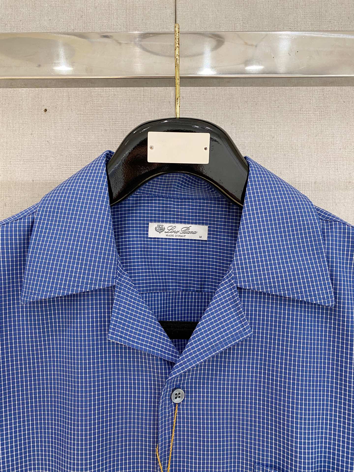 🌾退换🔥 强势上新，新款不断！！！新款衬衫，高级面料高级做工，顶级品质！！！S一XXLS穿125左右m穿