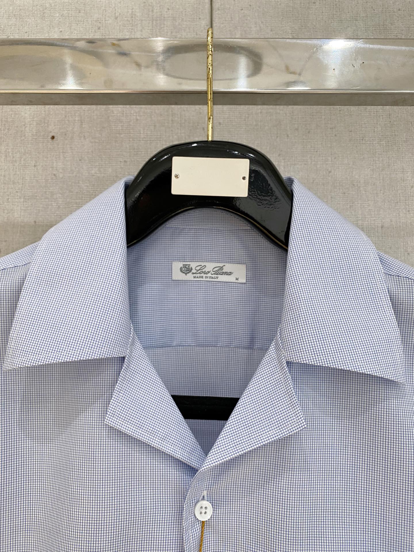 🌾退换🔥 强势上新，新款不断！！！新款衬衫，高级面料高级做工，顶级品质！！！S一XXLS穿125左右m穿