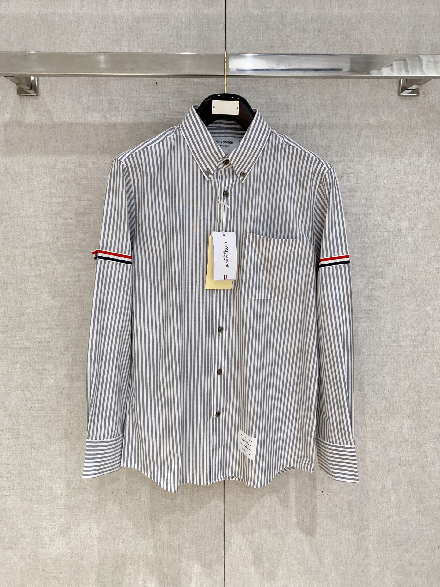 🌾退换🔥 强势上新，新款不断！！！新款衬衫，高级面料高级做工，顶级品质！！！S一XXLS穿125左右m穿