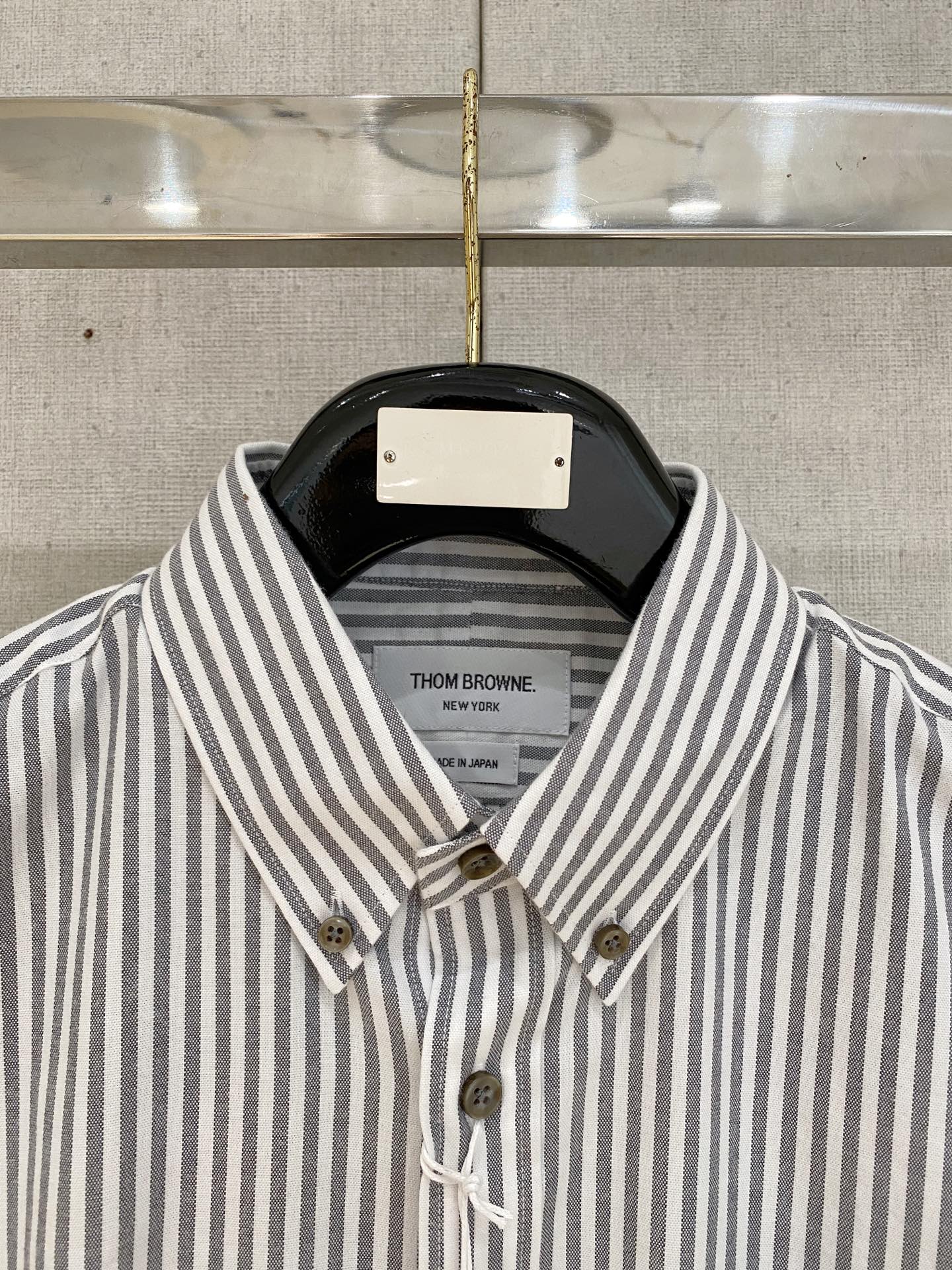 🌾退换🔥 强势上新，新款不断！！！新款衬衫，高级面料高级做工，顶级品质！！！S一XXLS穿125左右m穿