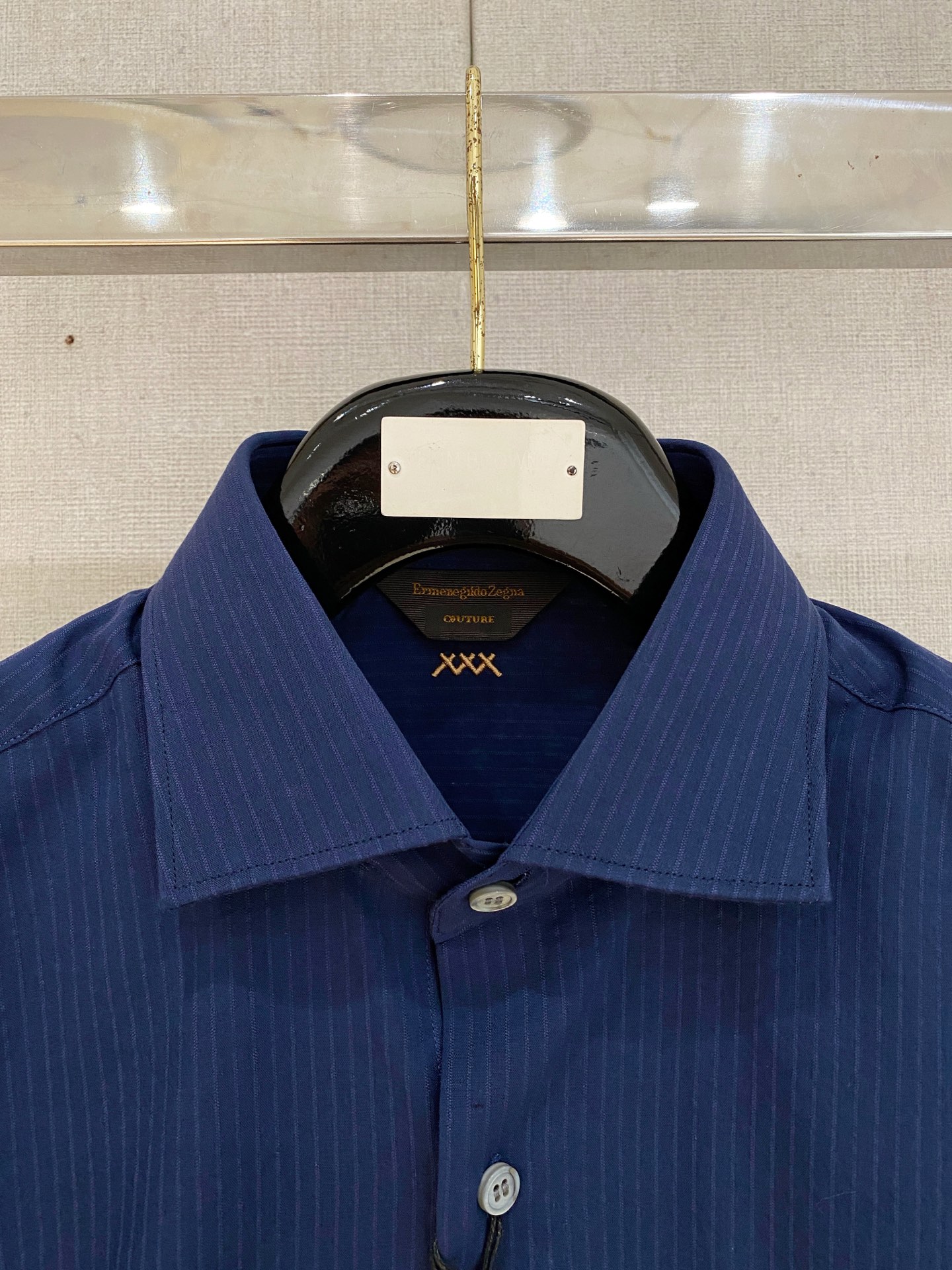 🌾退换🔥 强势上新，新款不断！！！新款衬衫，高级面料高级做工，顶级品质！！！S一XXLS穿125左右m穿