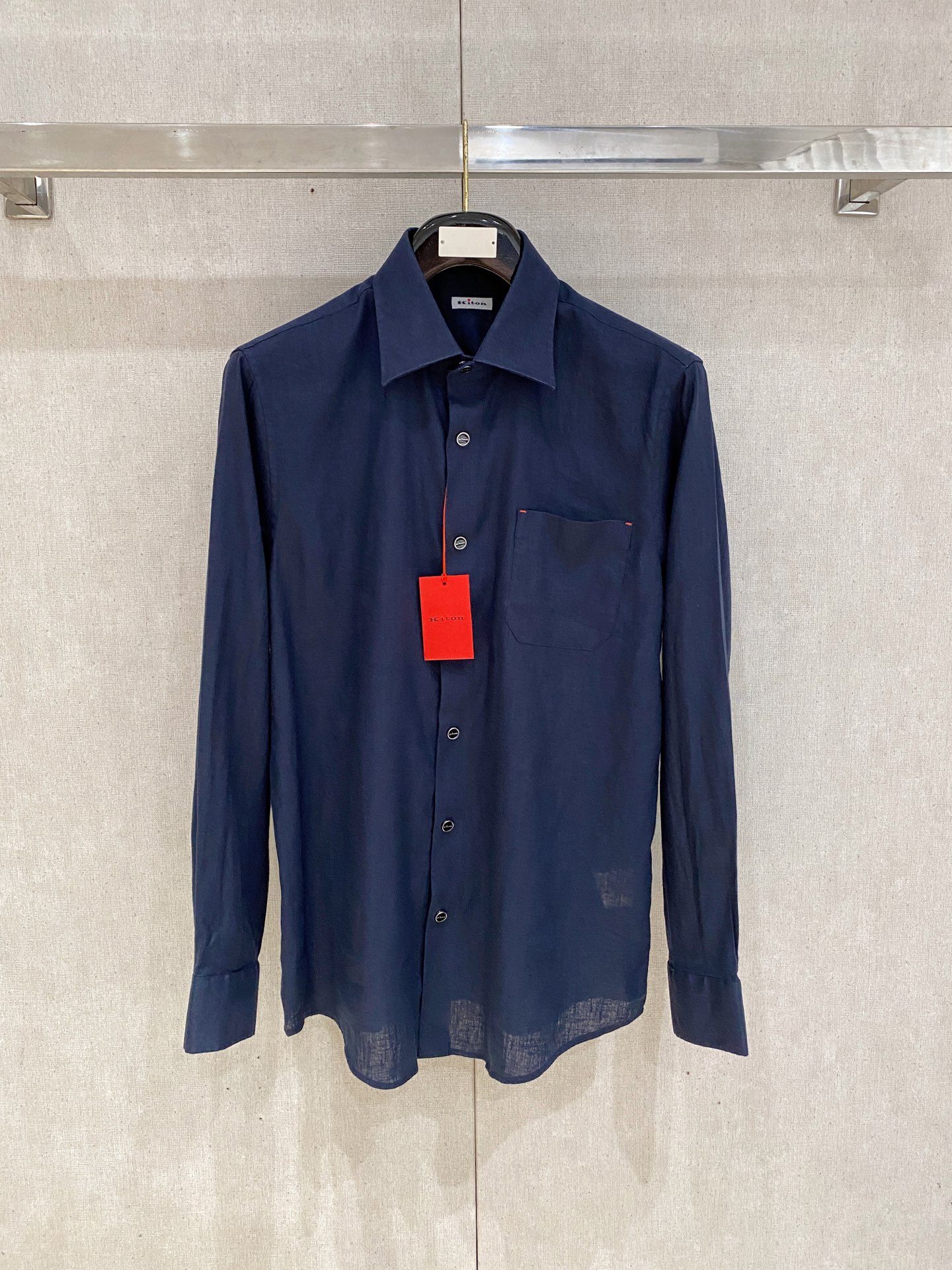 🌾退换🔥史诗级别的亚麻衬衫，独家巨献，胸前刺绣logo多色入荷。原汁原味100%亚麻面料衬衫，麻料以其独