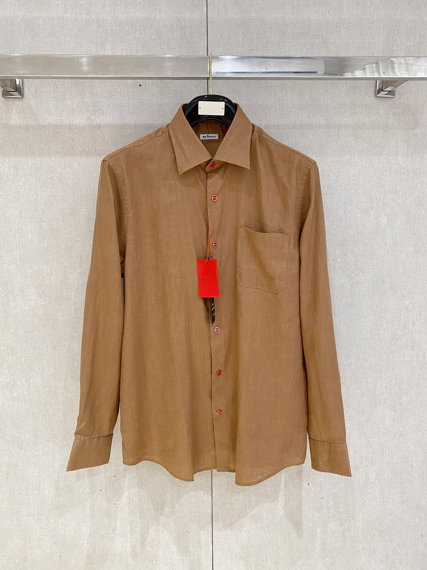 🌾退换🔥史诗级别的亚麻衬衫，独家巨献，胸前刺绣logo多色入荷。原汁原味100%亚麻面料衬衫，麻料以其独