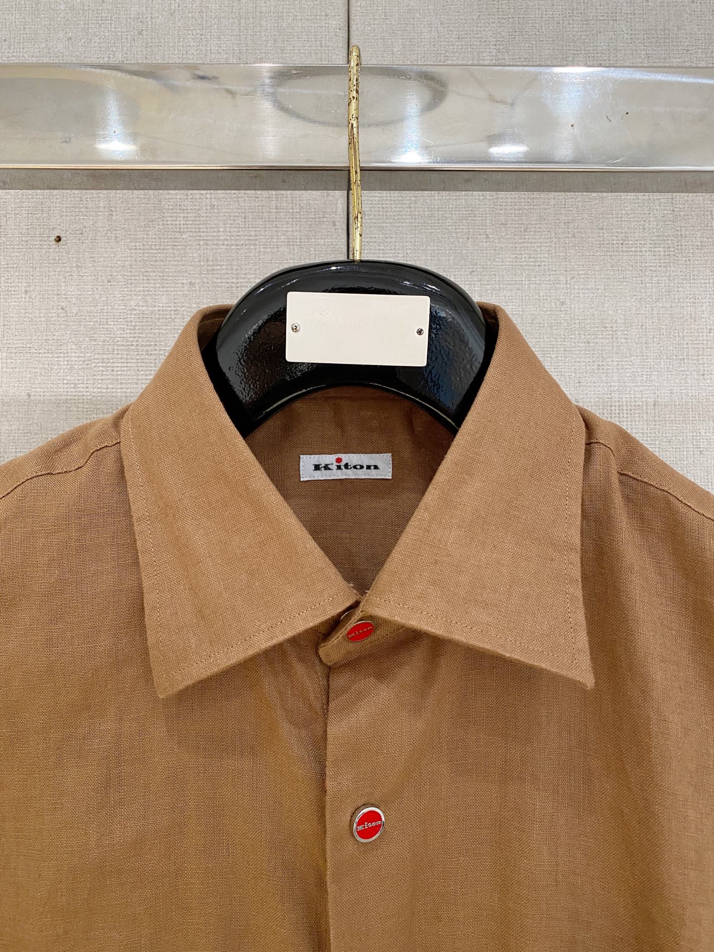 🌾退换🔥史诗级别的亚麻衬衫，独家巨献，胸前刺绣logo多色入荷。原汁原味100%亚麻面料衬衫，麻料以其独