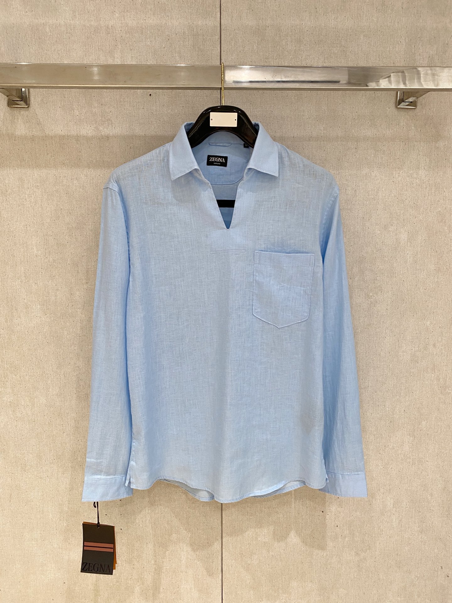 🌾退换🔥史诗级别的亚麻衬衫，独家巨献，胸前刺绣logo多色入荷。原汁原味100%亚麻面料衬衫，麻料以其独