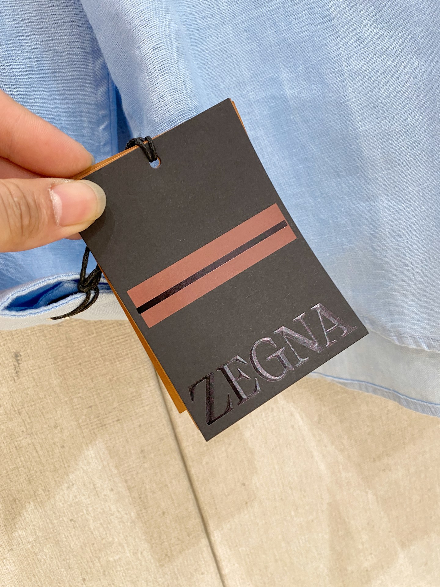 🌾退换🔥史诗级别的亚麻衬衫，独家巨献，胸前刺绣logo多色入荷。原汁原味100%亚麻面料衬衫，麻料以其独