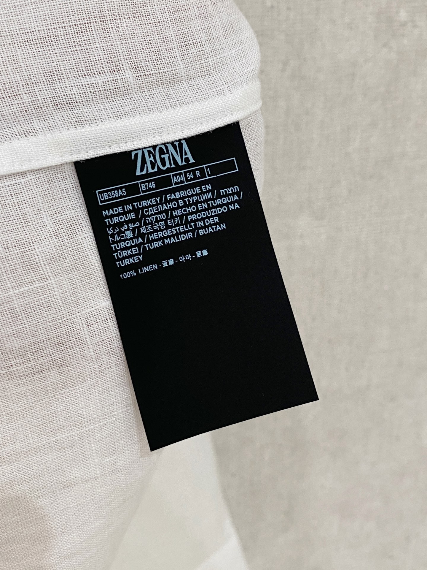 🌾退换🔥史诗级别的亚麻衬衫，独家巨献，胸前刺绣logo多色入荷。原汁原味100%亚麻面料衬衫，麻料以其独