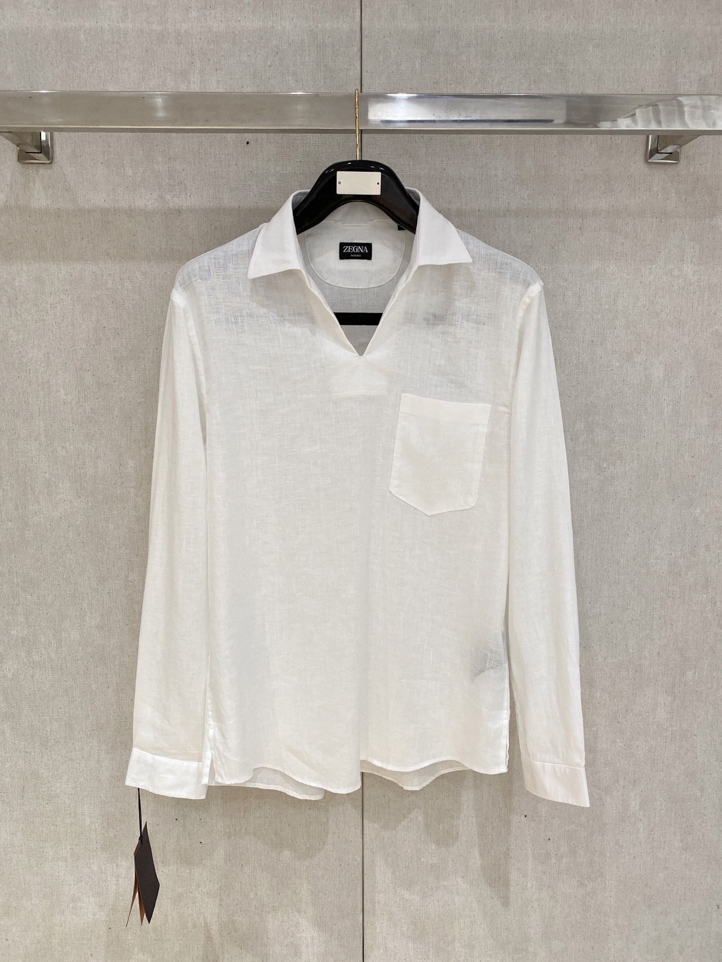 🌾退换🔥史诗级别的亚麻衬衫，独家巨献，胸前刺绣logo多色入荷。原汁原味100%亚麻面料衬衫，麻料以其独