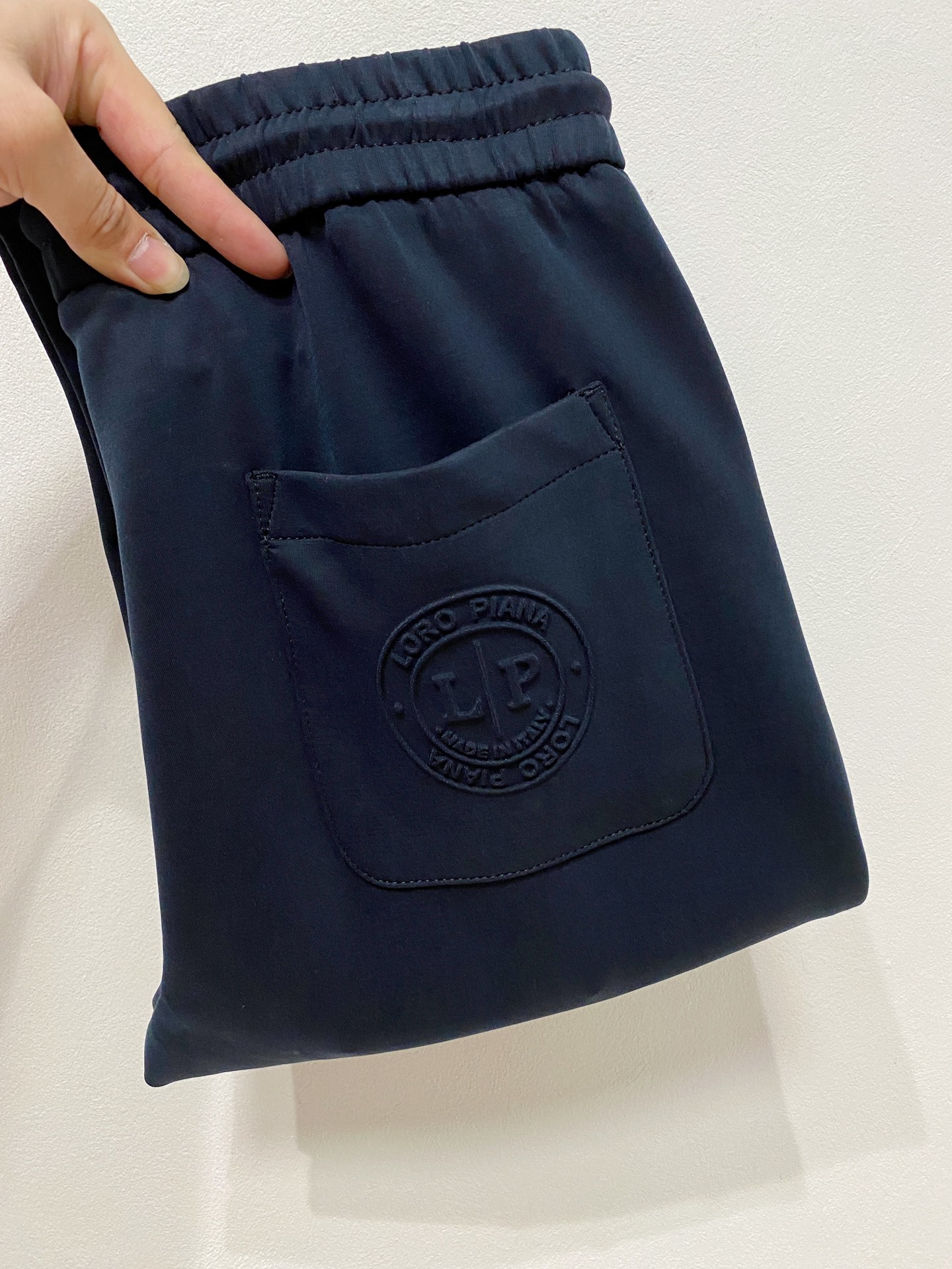 🇫🇷lP🆕原单休闲裤 2025新品，原版休闲裤 原版重工打造，品牌经典LOGO设计，三标齐全！原版五金辅