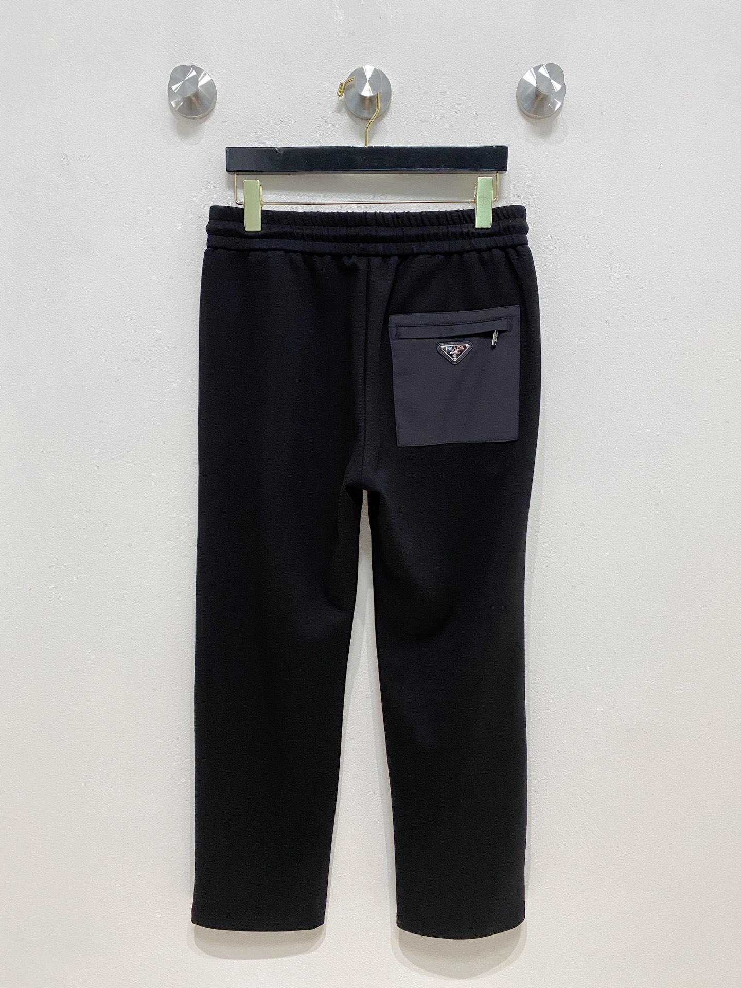 🇫🇷PRADA 原单休闲裤 2025新品，原版休闲裤 原版重工打造，品牌经典LOGO设计，三标齐全！原版