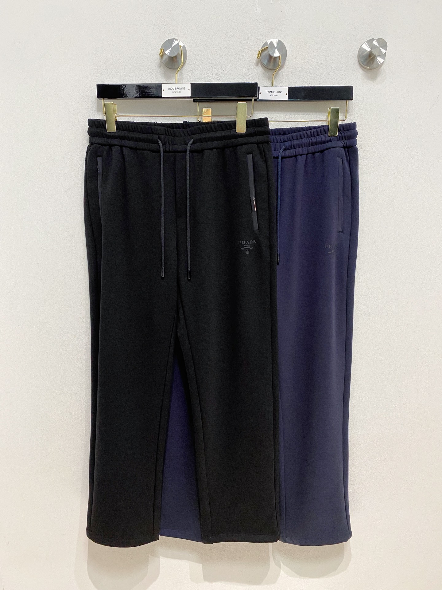 🇫🇷PRADA 原单休闲裤 2025新品，原版休闲裤 原版重工打造，品牌经典LOGO设计，三标齐全！原版