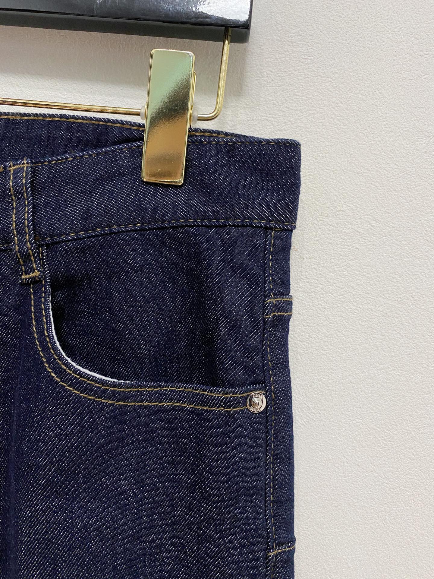 🇫🇷DIOR 原单牛仔裤 2025新品，原版牛仔裤 原版重工打造，品牌经典LOGO设计，三标齐全！原版五
